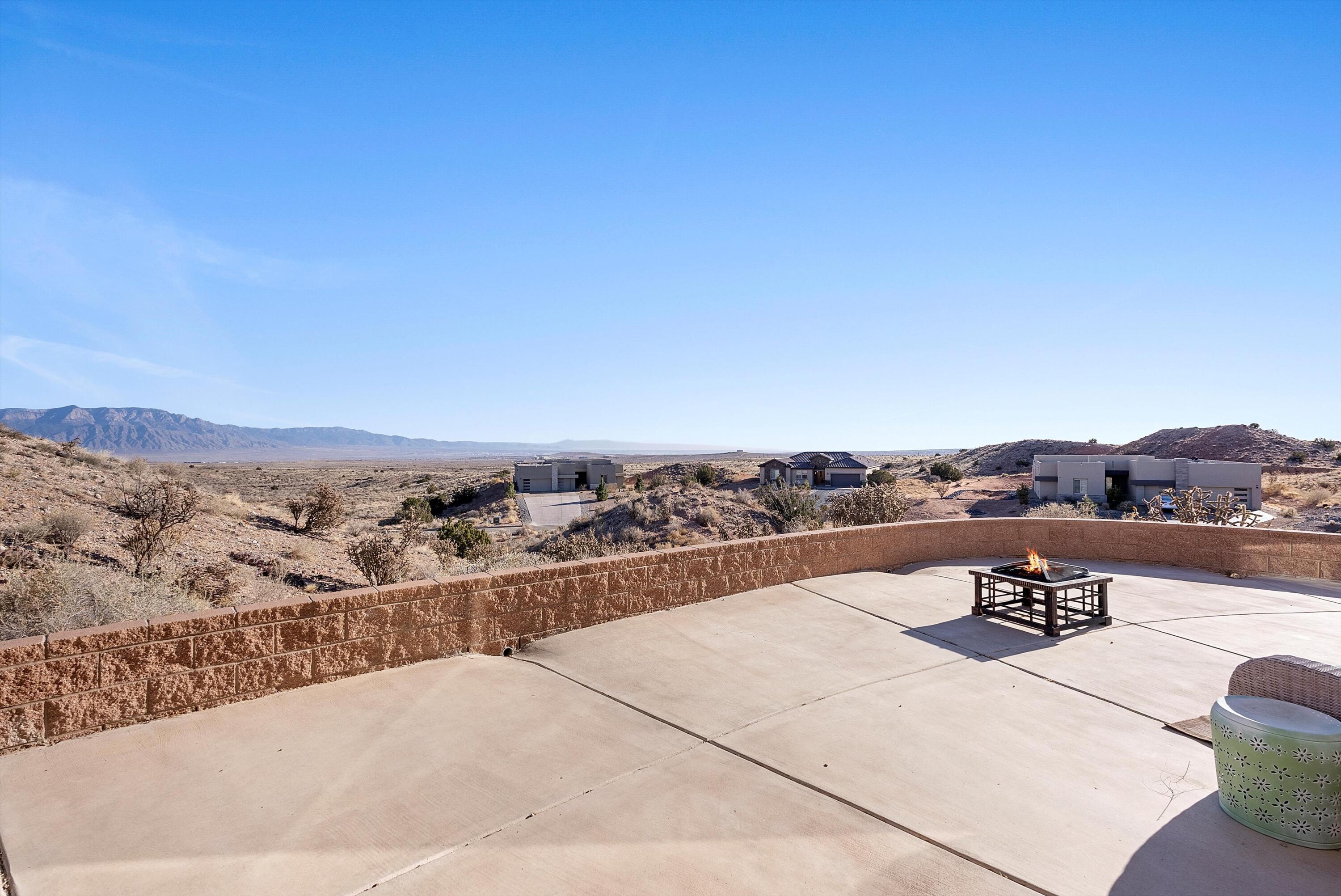 5517 BARRANCA OVERLOOK Court NE