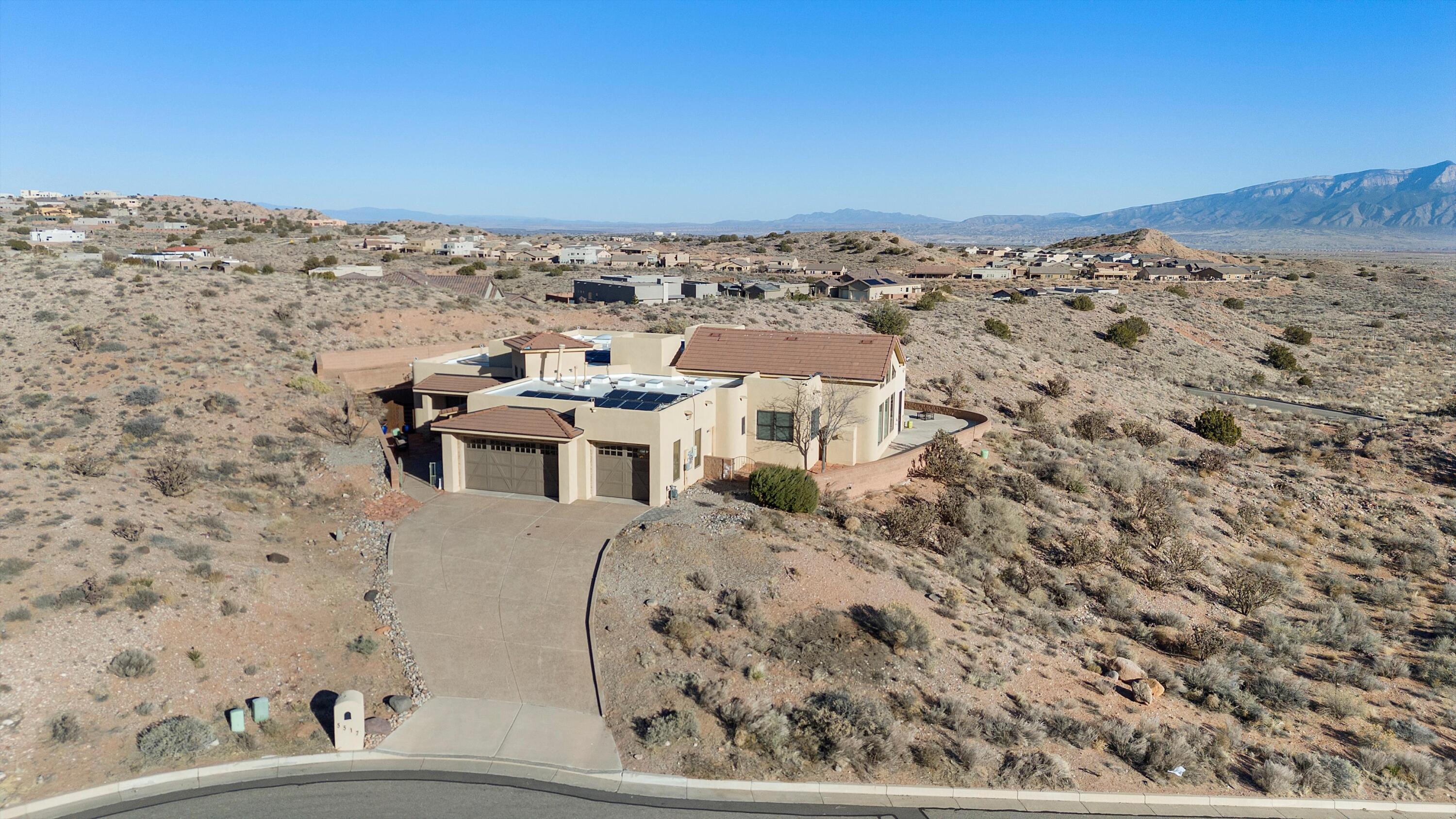 5517 BARRANCA OVERLOOK Court NE