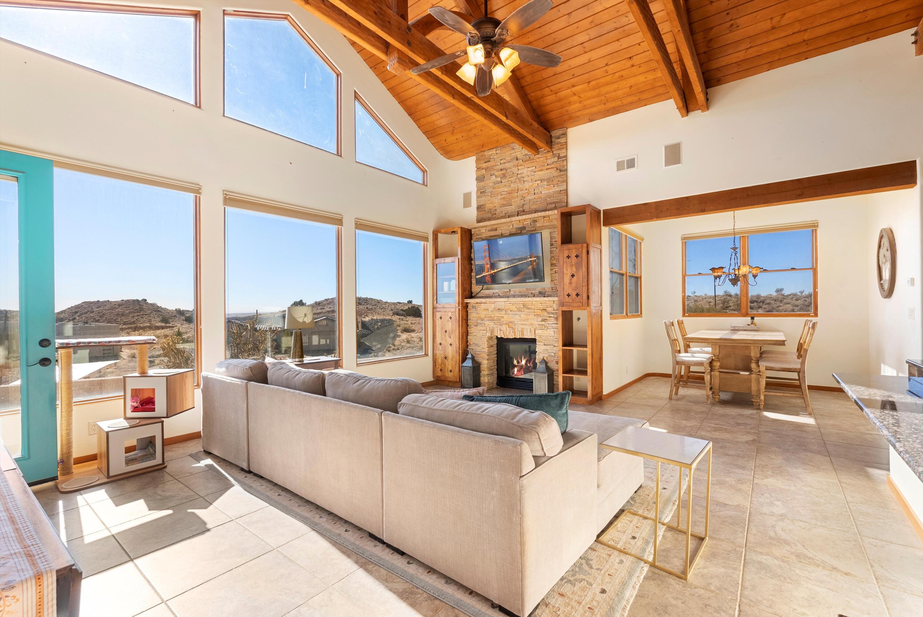 5517 BARRANCA OVERLOOK Court NE