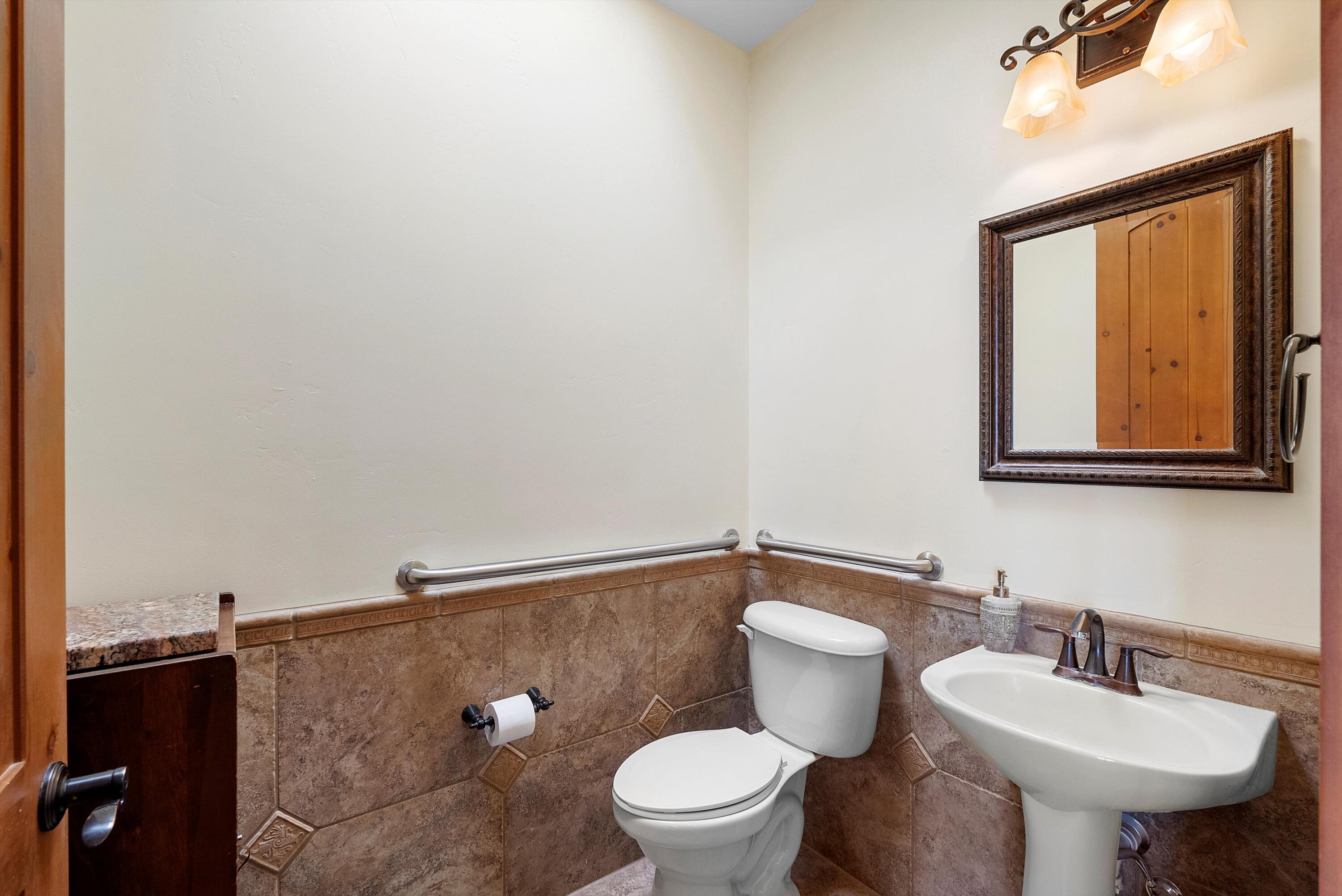 5517 BARRANCA OVERLOOK Court NE