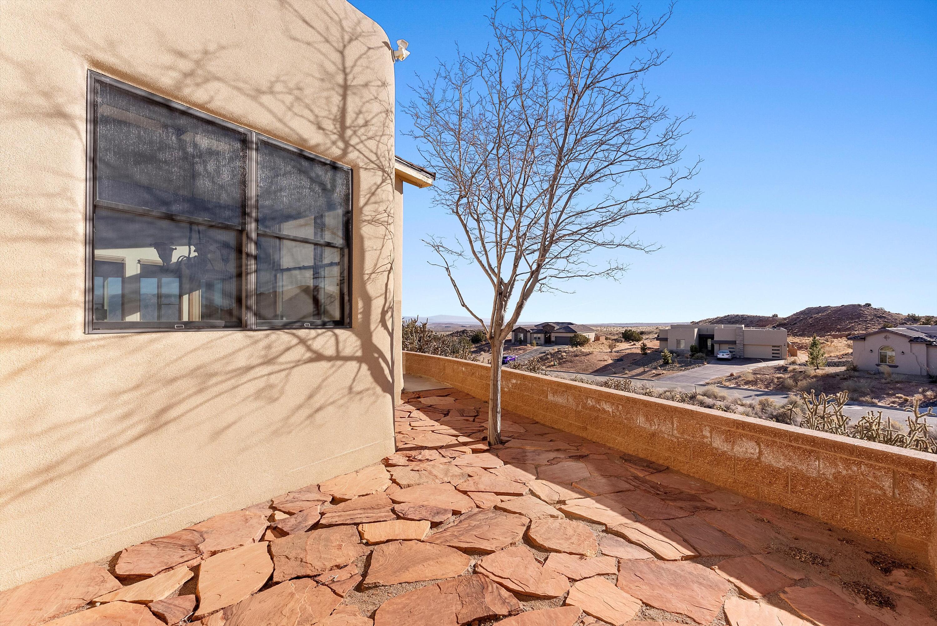 5517 BARRANCA OVERLOOK Court NE