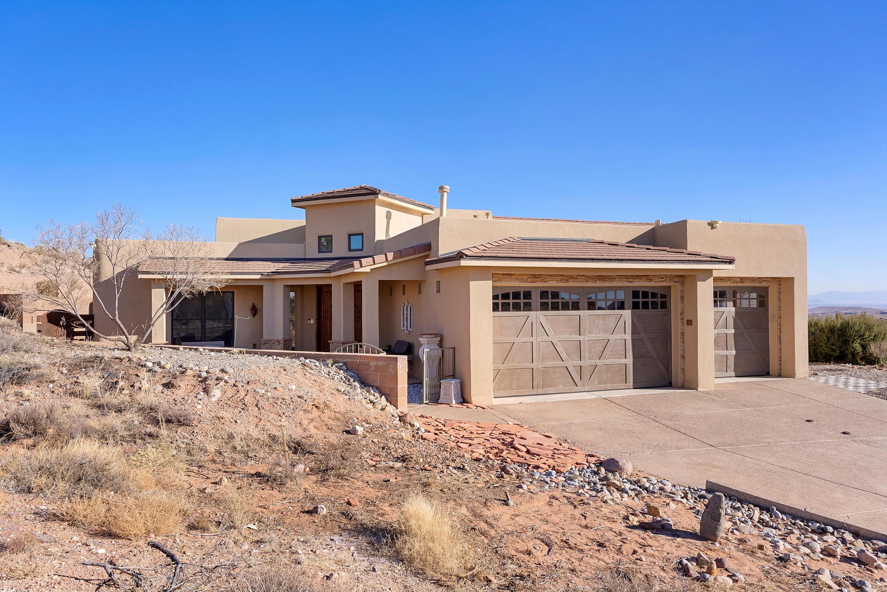 5517 BARRANCA OVERLOOK Court NE