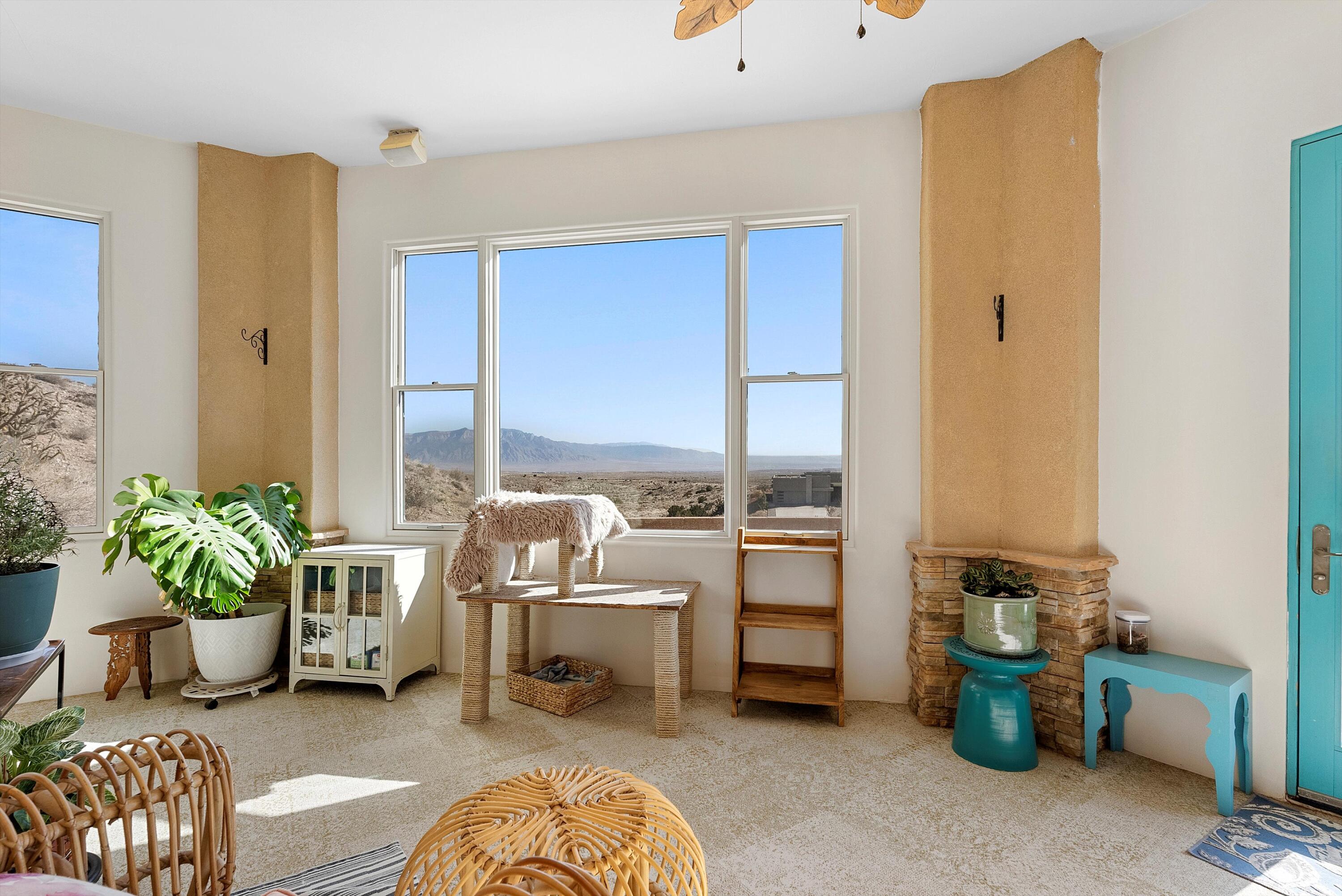 5517 BARRANCA OVERLOOK Court NE