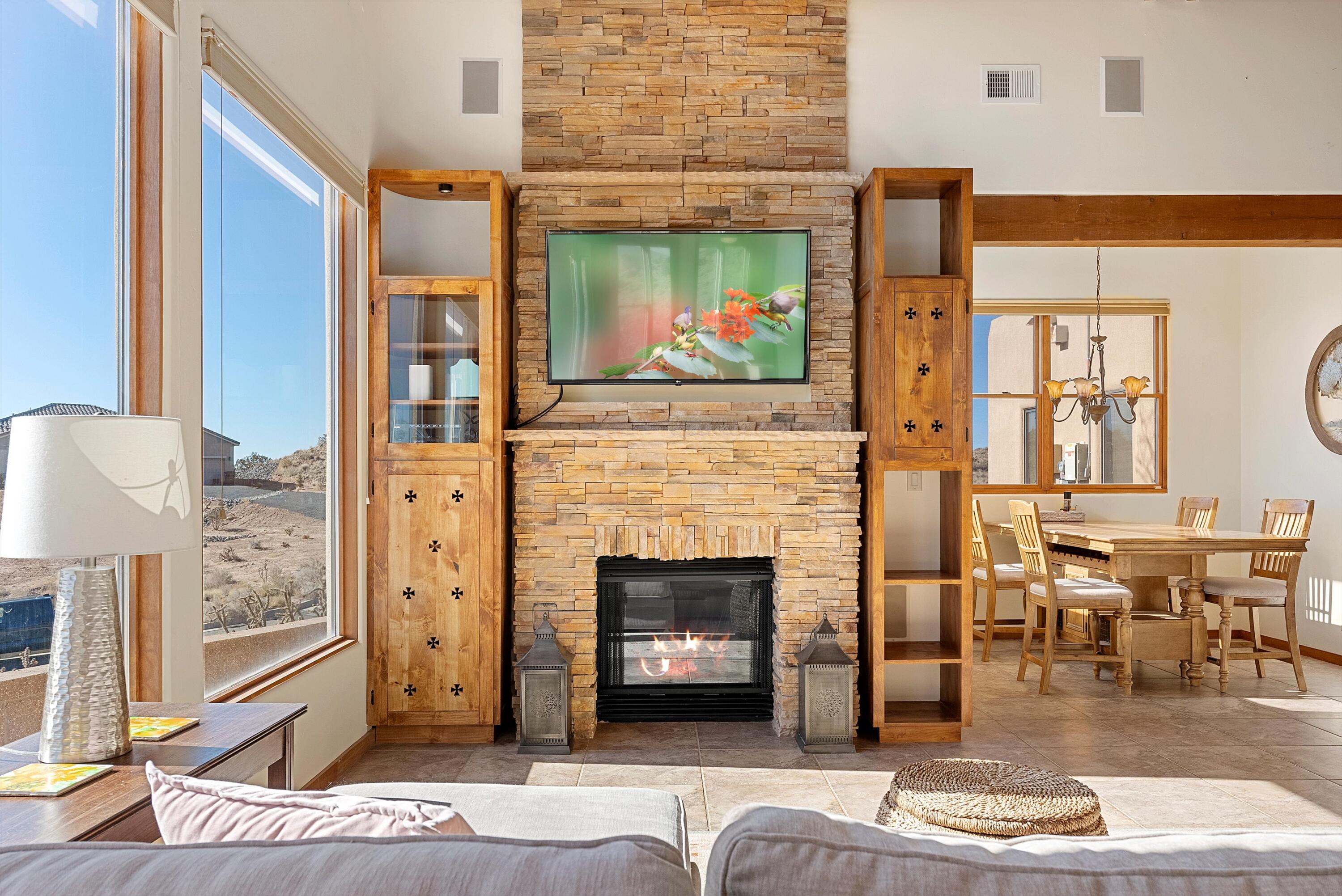 5517 BARRANCA OVERLOOK Court NE