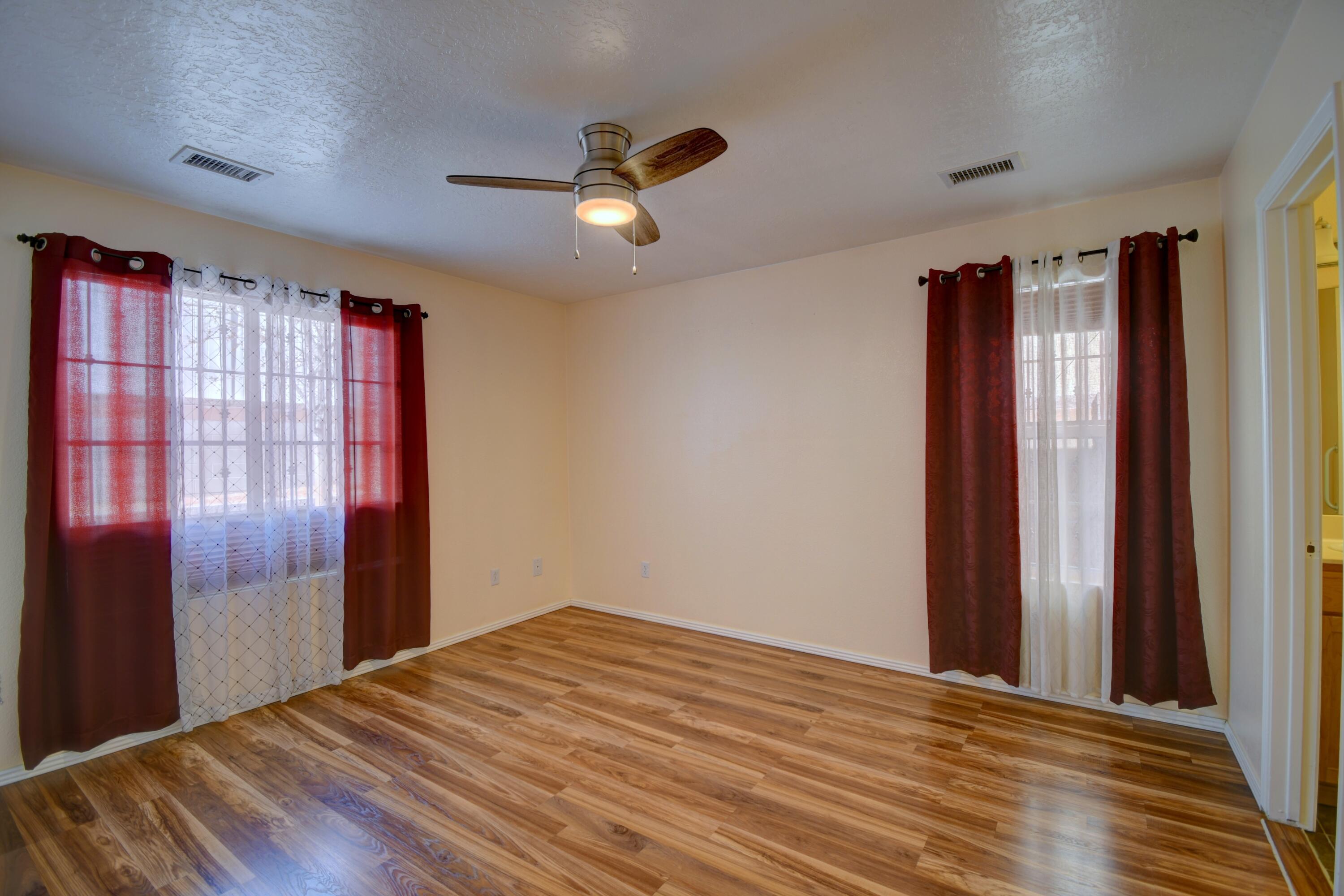 523 DESERT MAIZE Drive SW