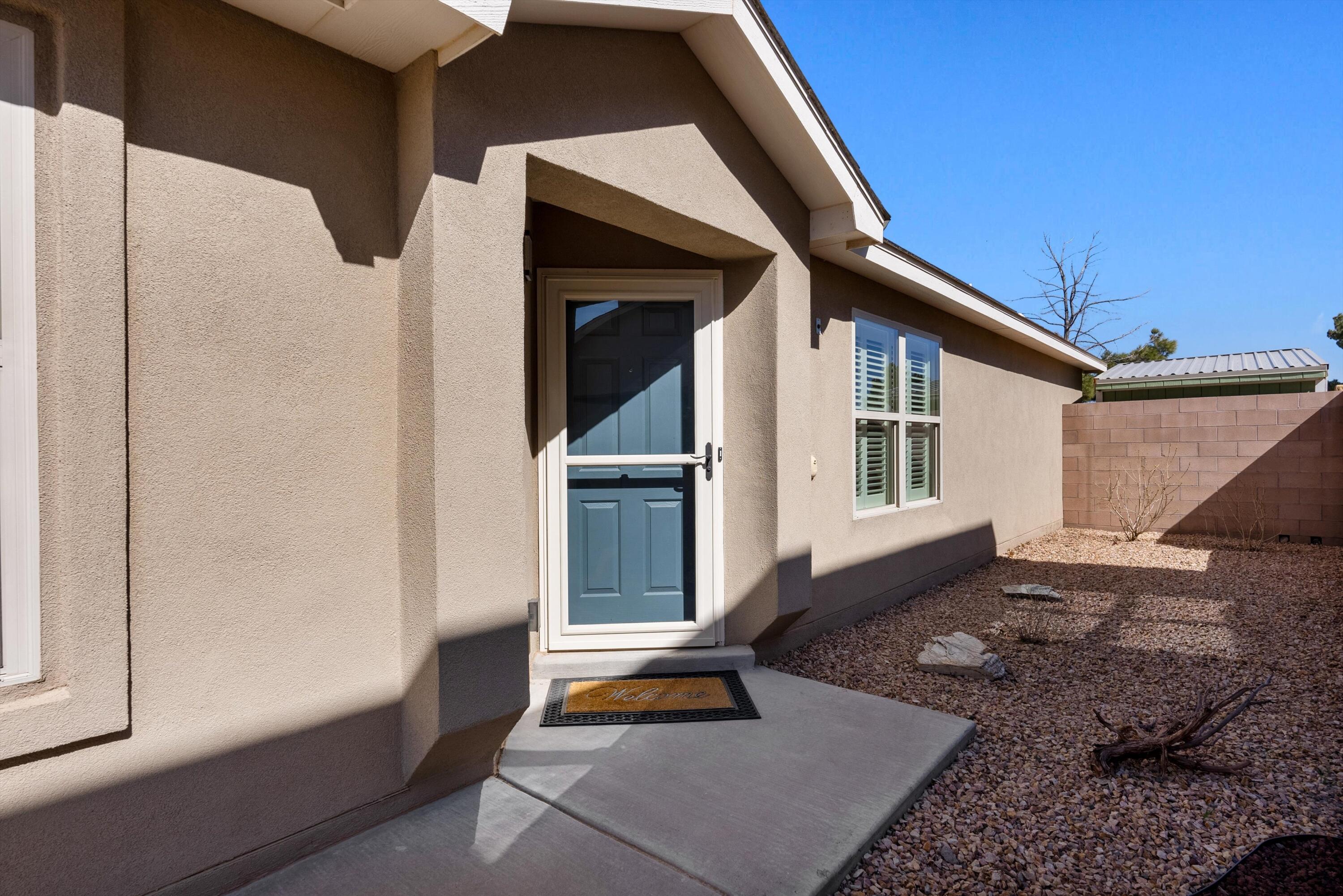 702 REDWOOD Street SW