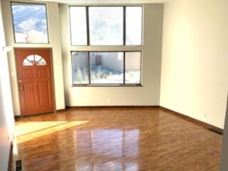 720 TRAMWAY Lane NE 11