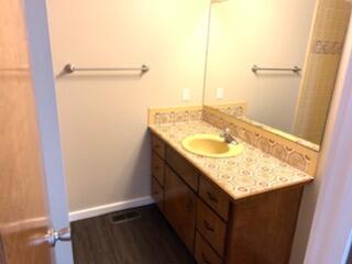 720 TRAMWAY Lane NE 11