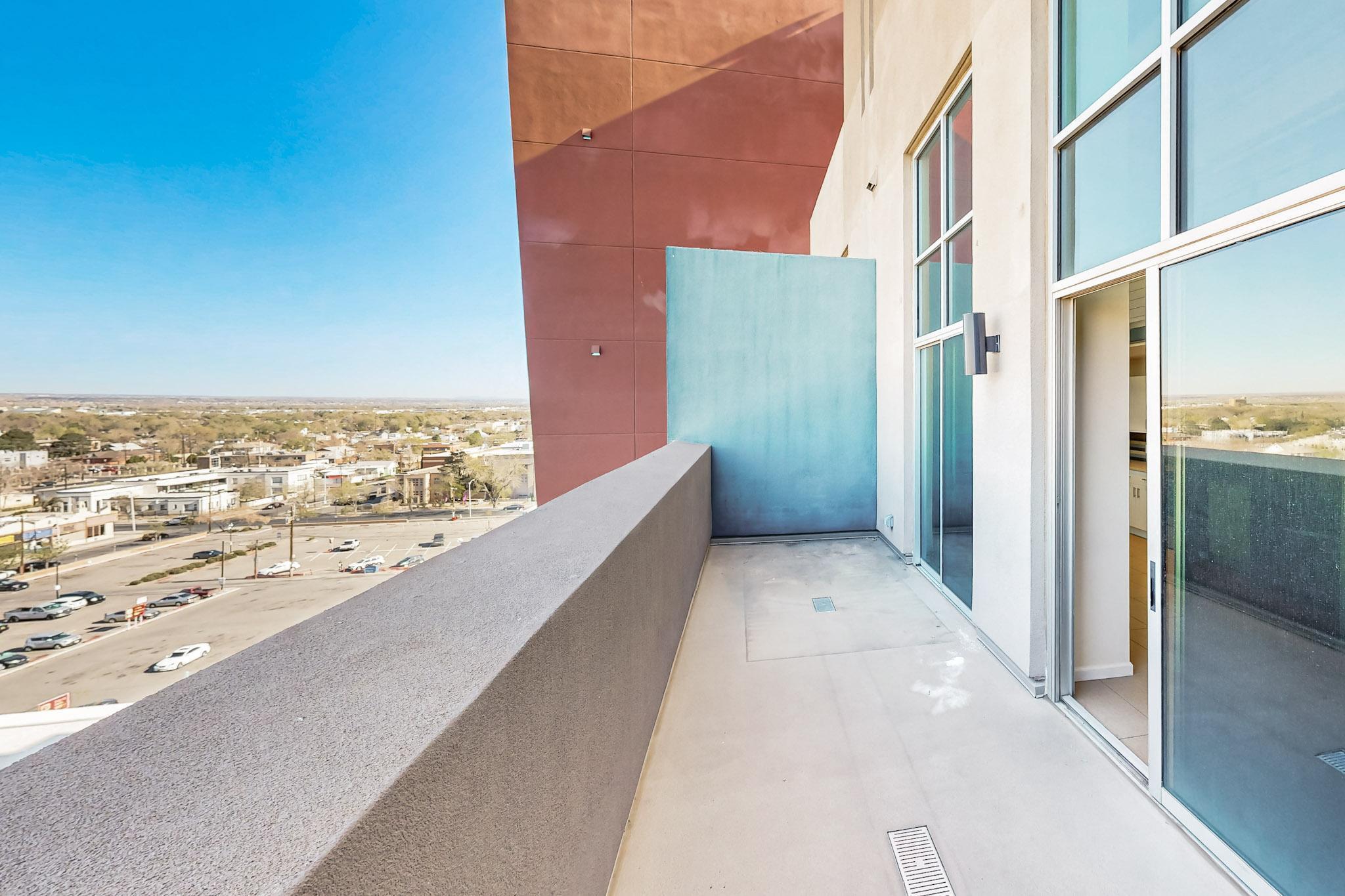 524 Central Avenue SW 804