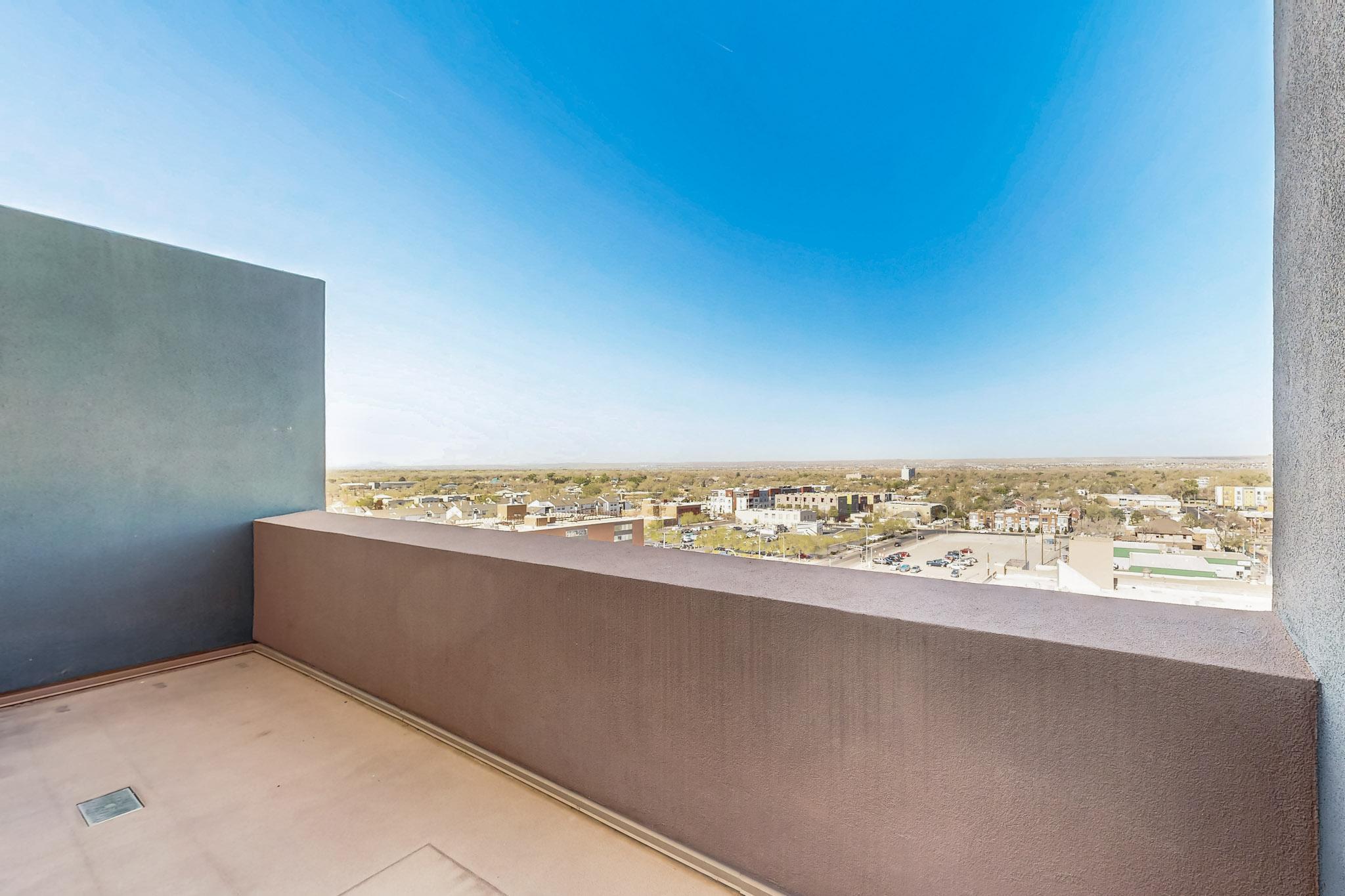 524 Central Avenue SW 804