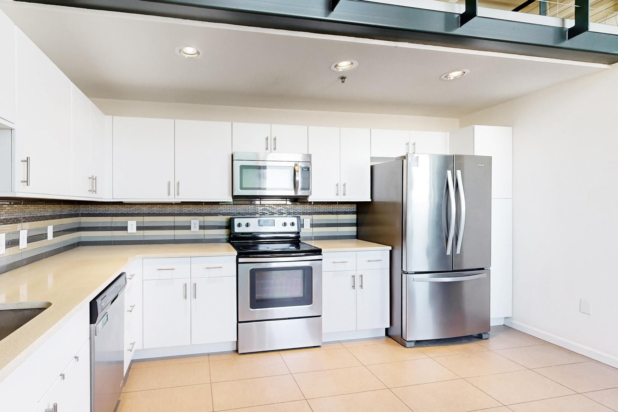 524 Central Avenue SW 804