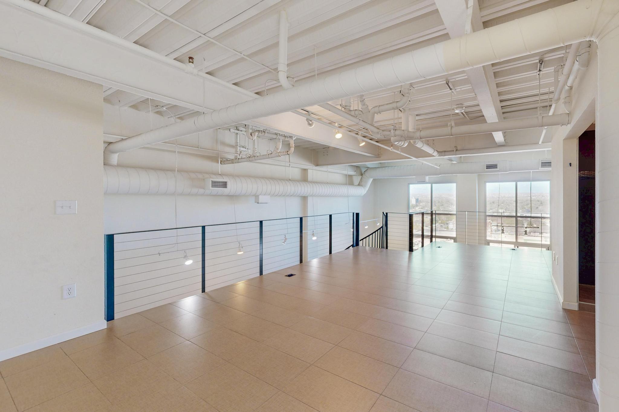 524 Central Avenue SW 804