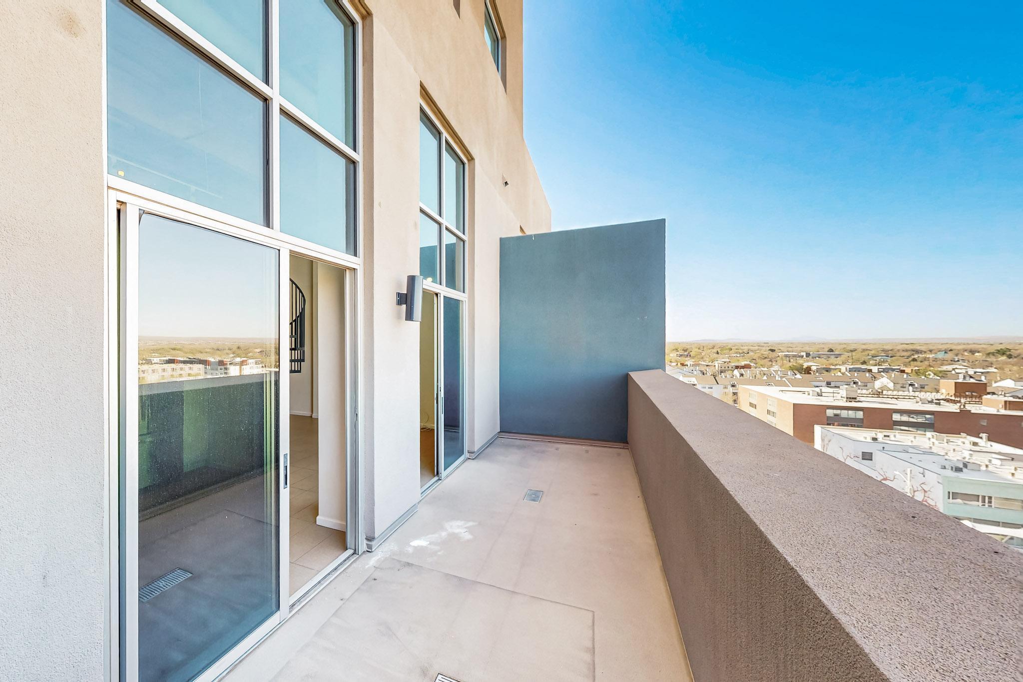 524 Central Avenue SW 804