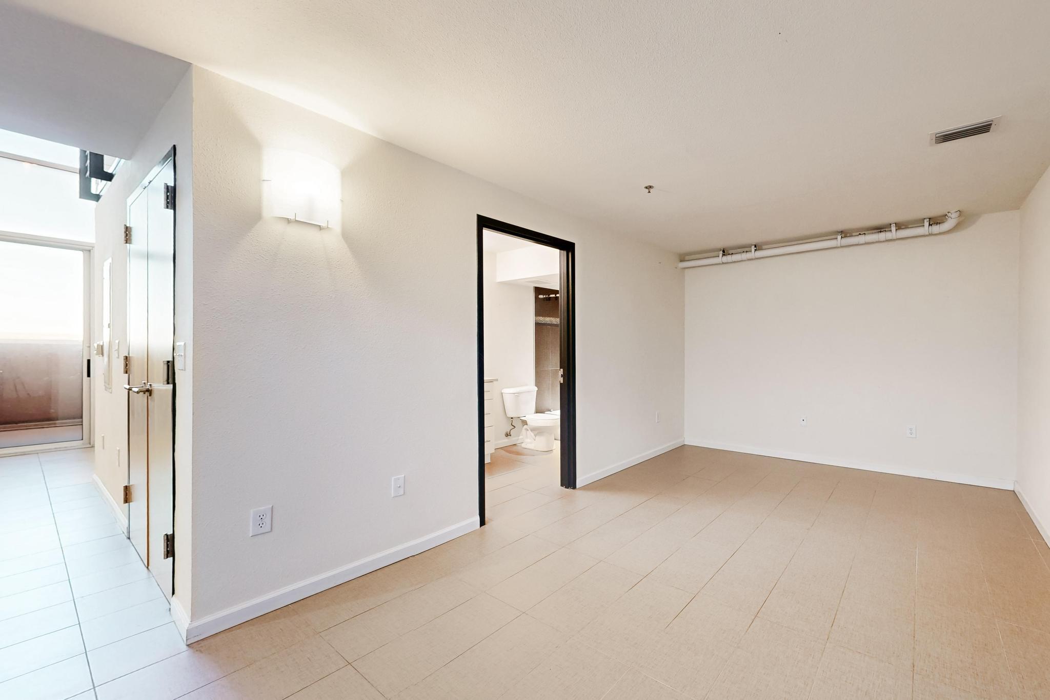 524 Central Avenue SW 804