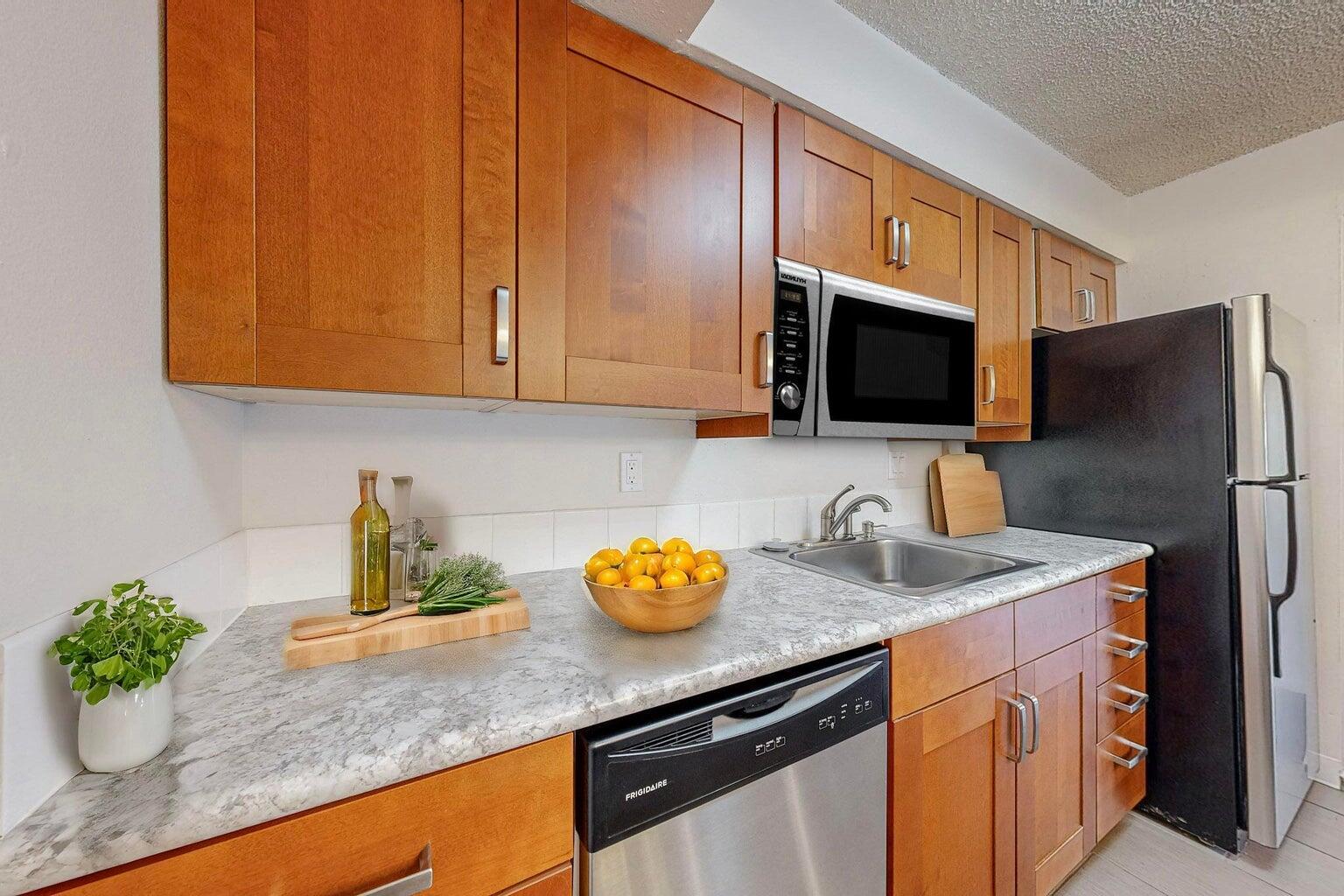 3831 MONTGOMERY Boulevard NE 433