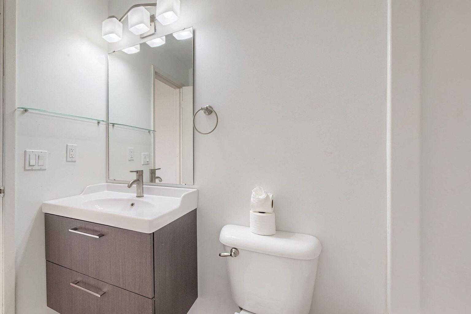 3831 MONTGOMERY Boulevard NE 433