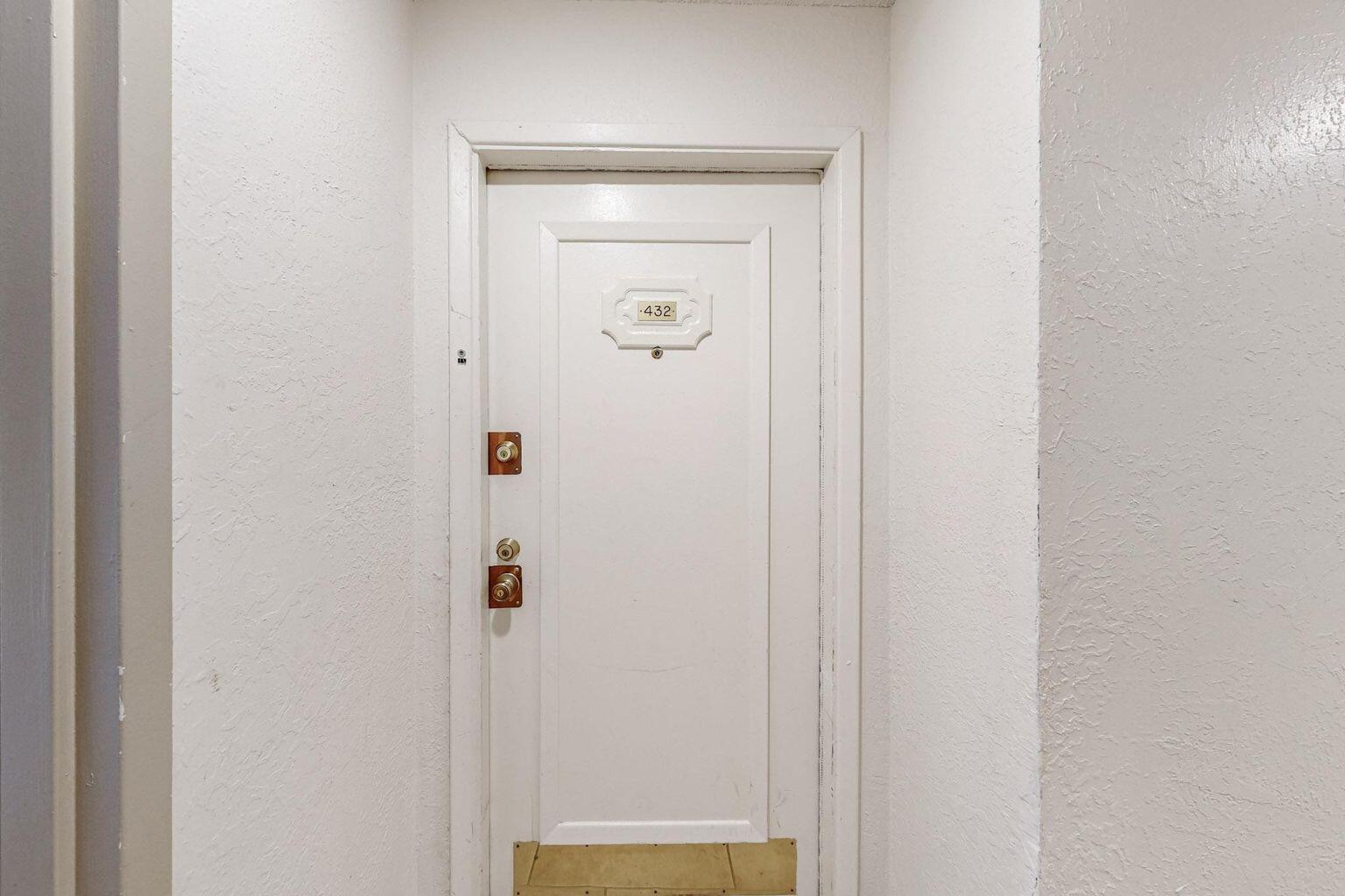 3831 MONTGOMERY Boulevard NE 433