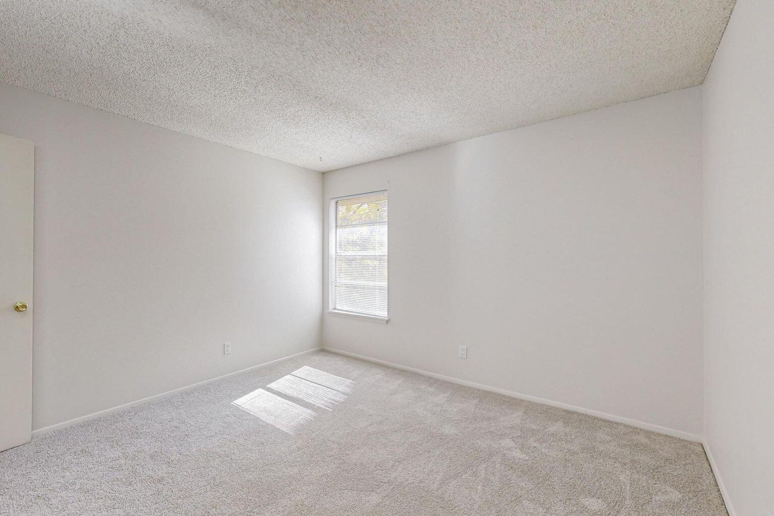 3831 MONTGOMERY Boulevard NE 433