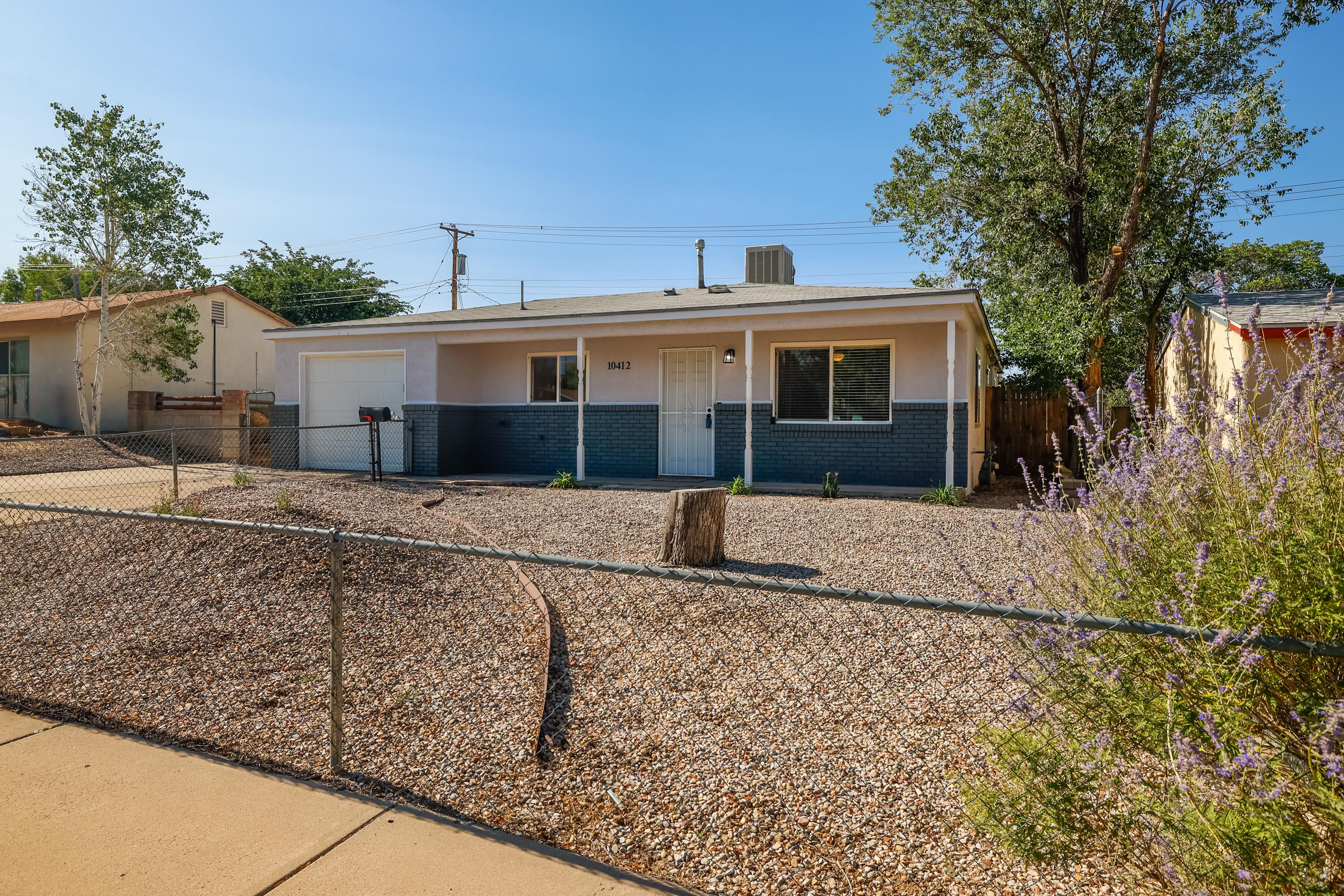 10412 WOODLAND Avenue NE