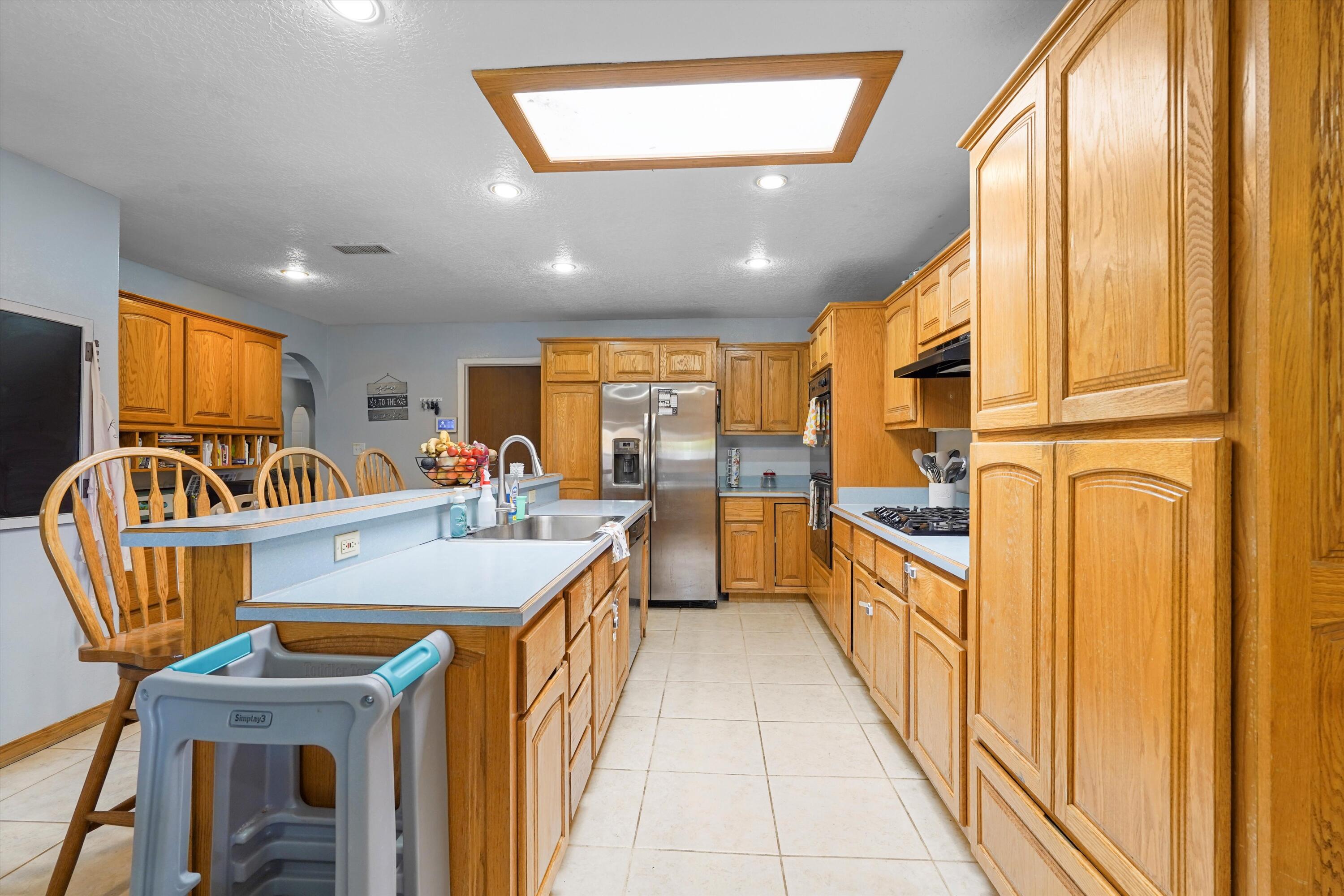 635 SILVER SADDLE Road SE