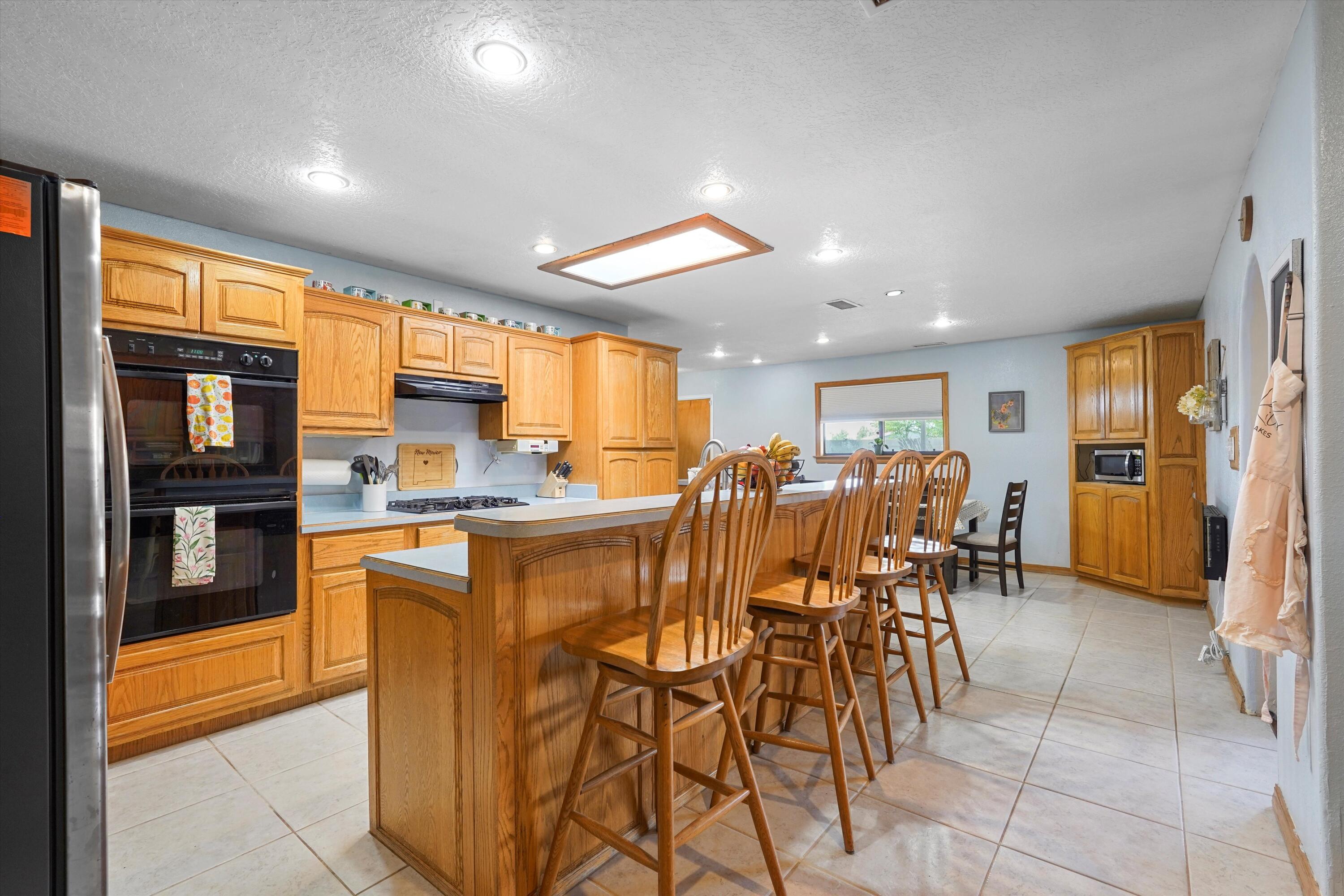 635 SILVER SADDLE Road SE