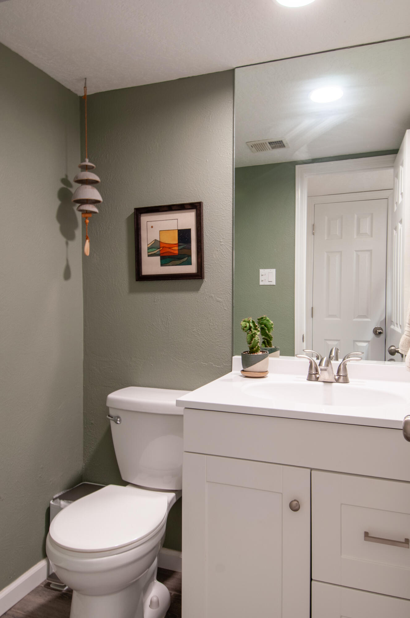 6820 LOS TRECHOS Court NE