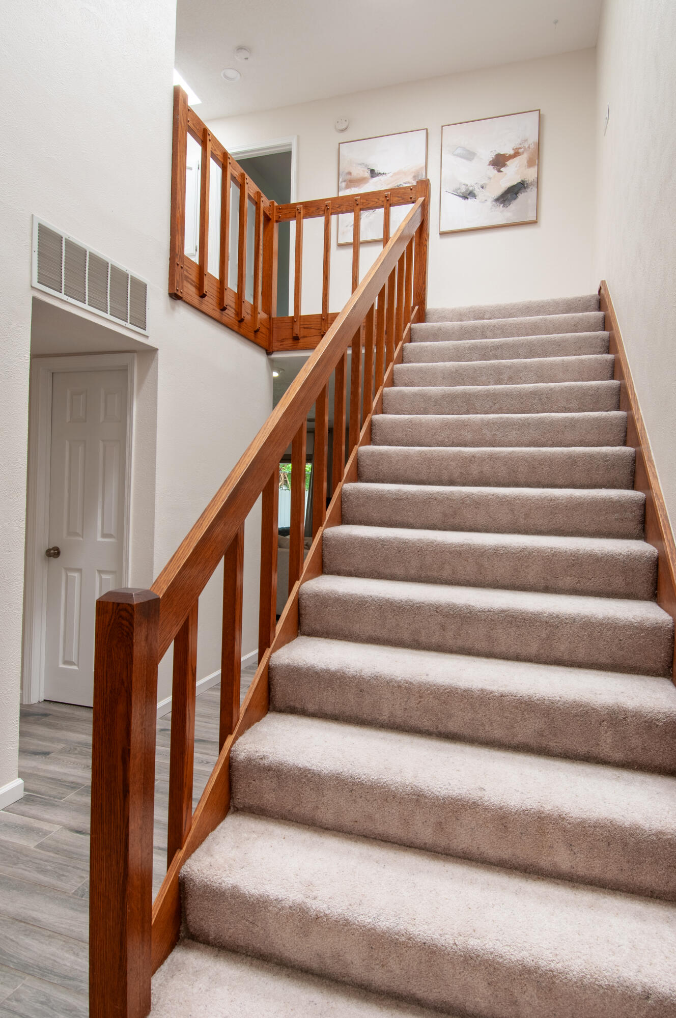 6820 LOS TRECHOS Court NE