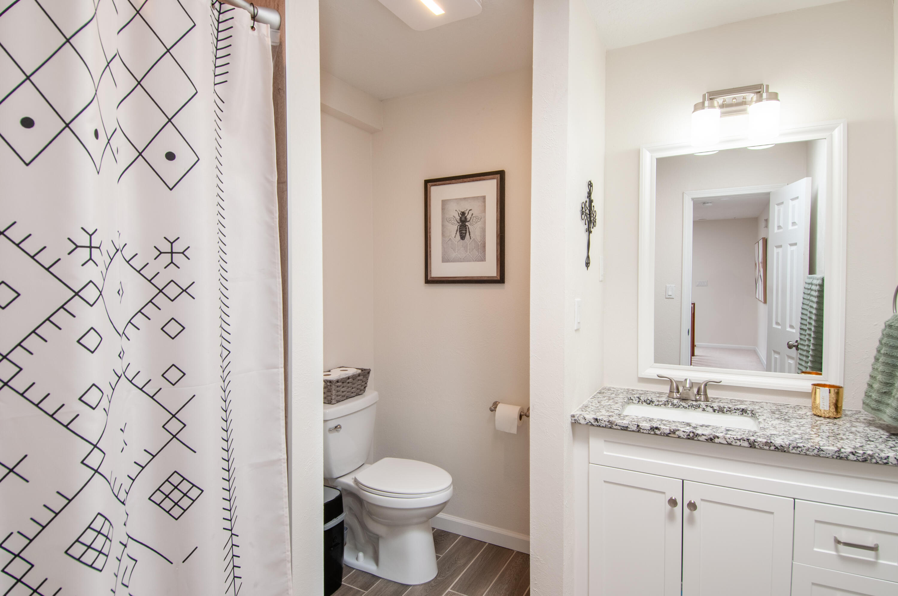 6820 LOS TRECHOS Court NE