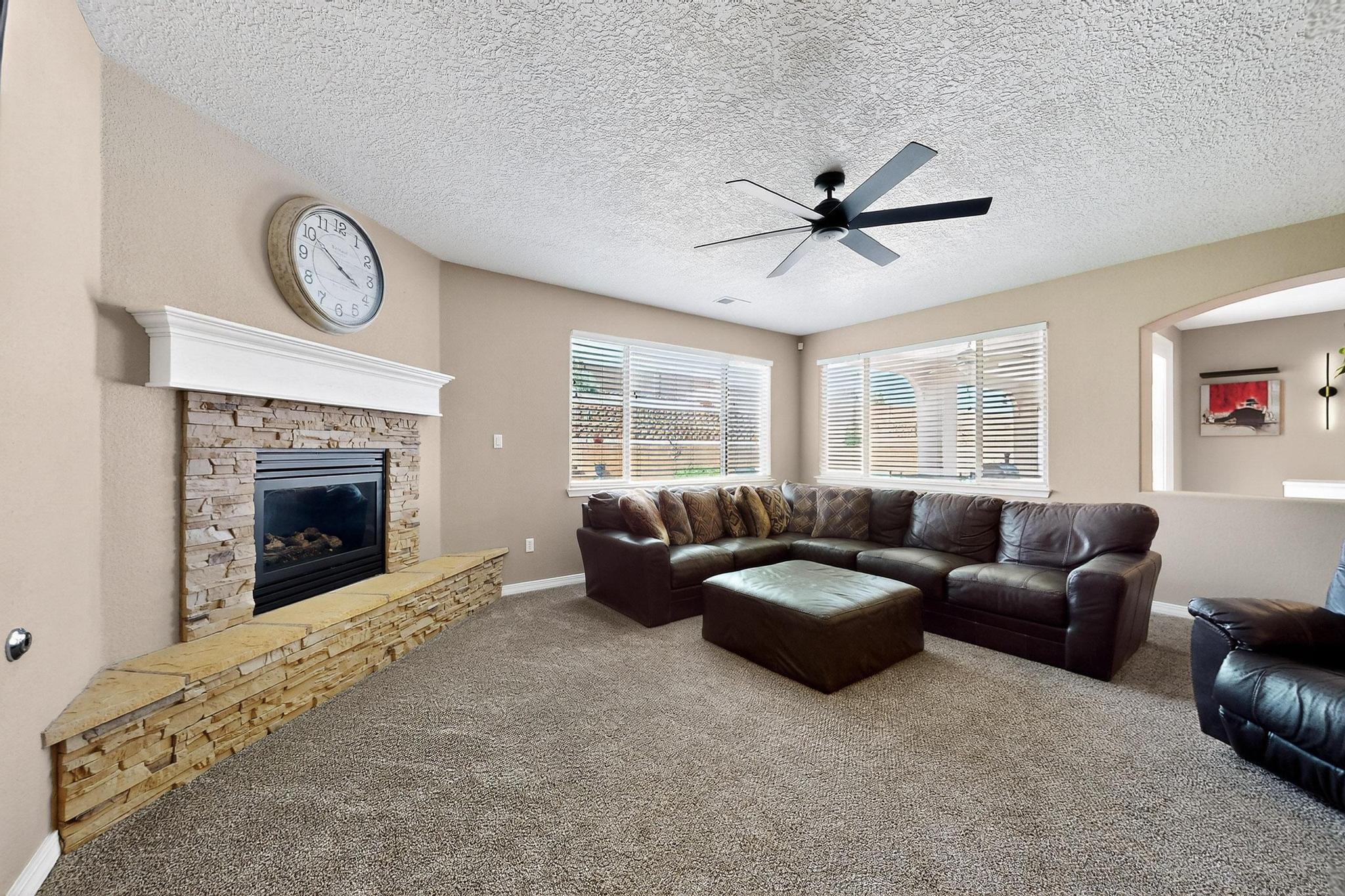 4420 BENTGRASS MEADOWS NE