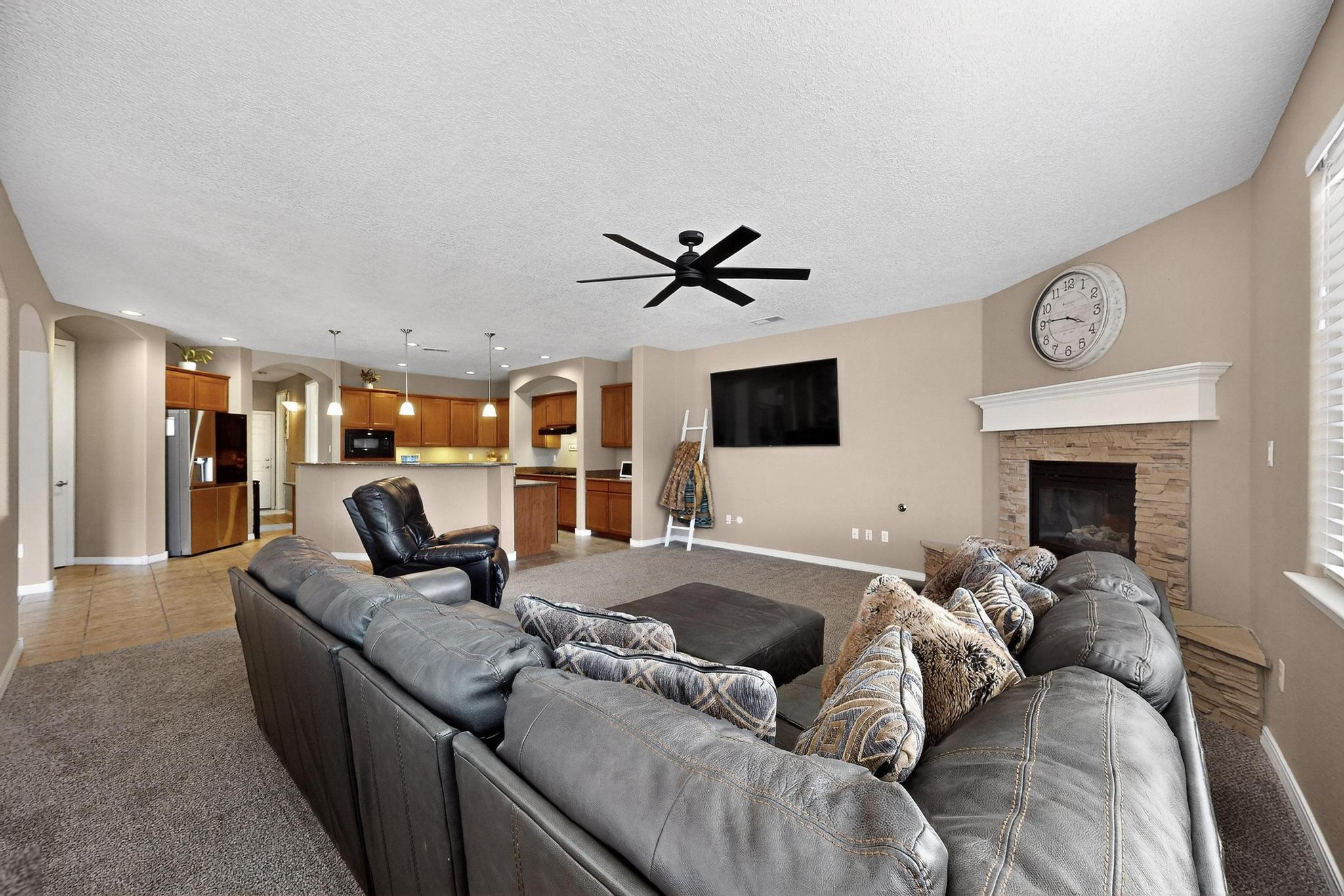 4420 BENTGRASS MEADOWS NE