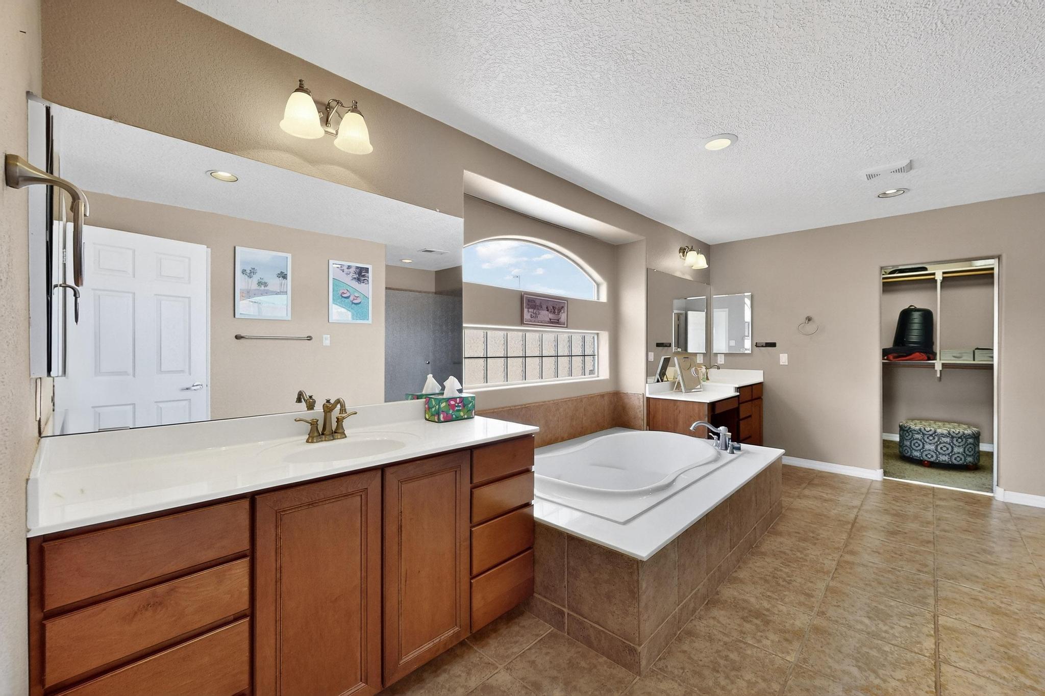 4420 BENTGRASS MEADOWS NE