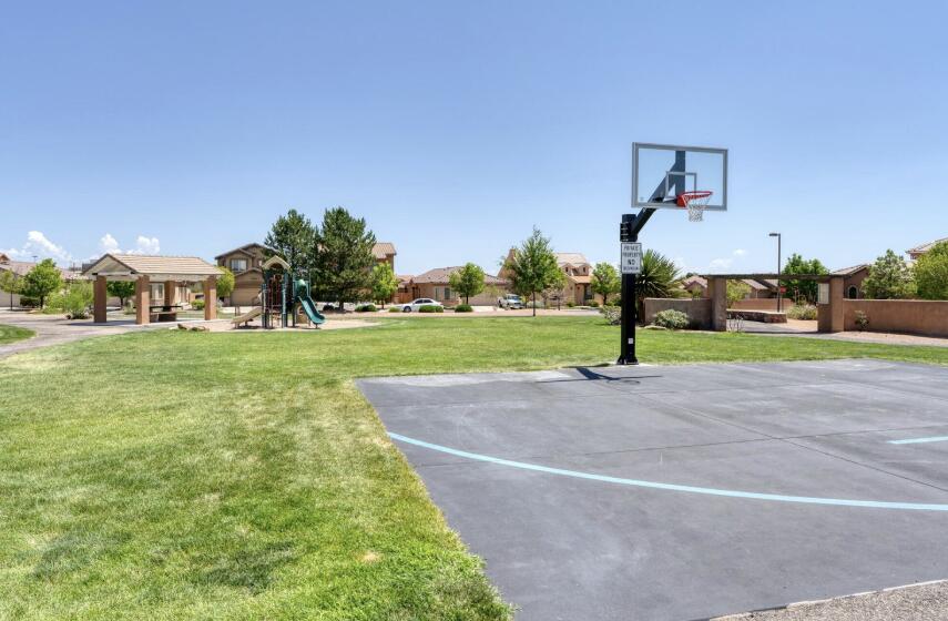 851 VISTA PATRON Drive