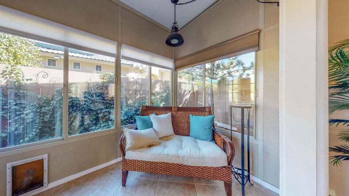 851 VISTA PATRON Drive