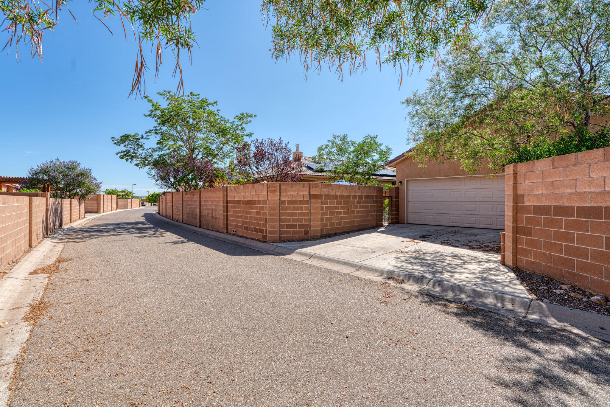 851 VISTA PATRON Drive