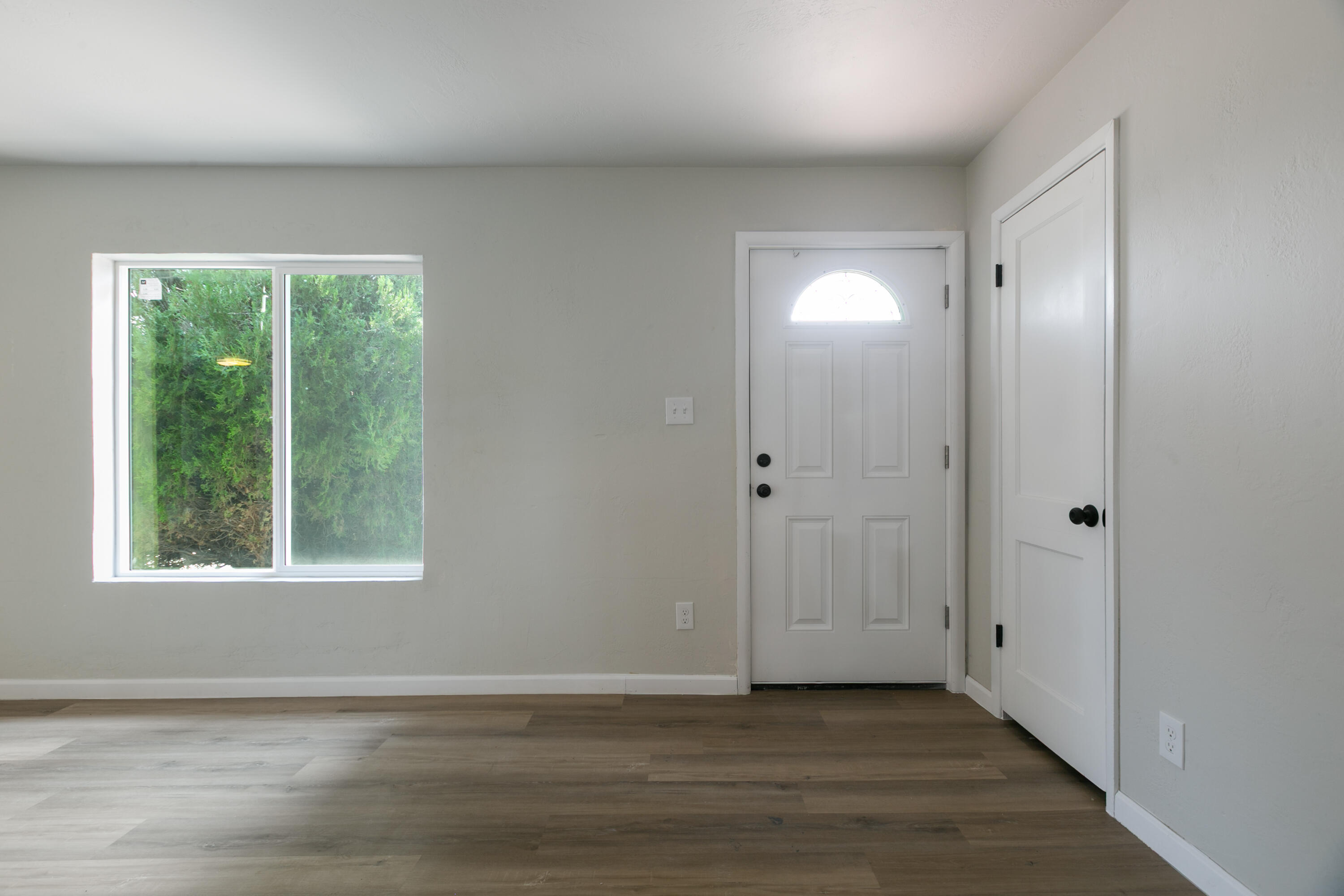 9113 FAIRBANKS Road NE