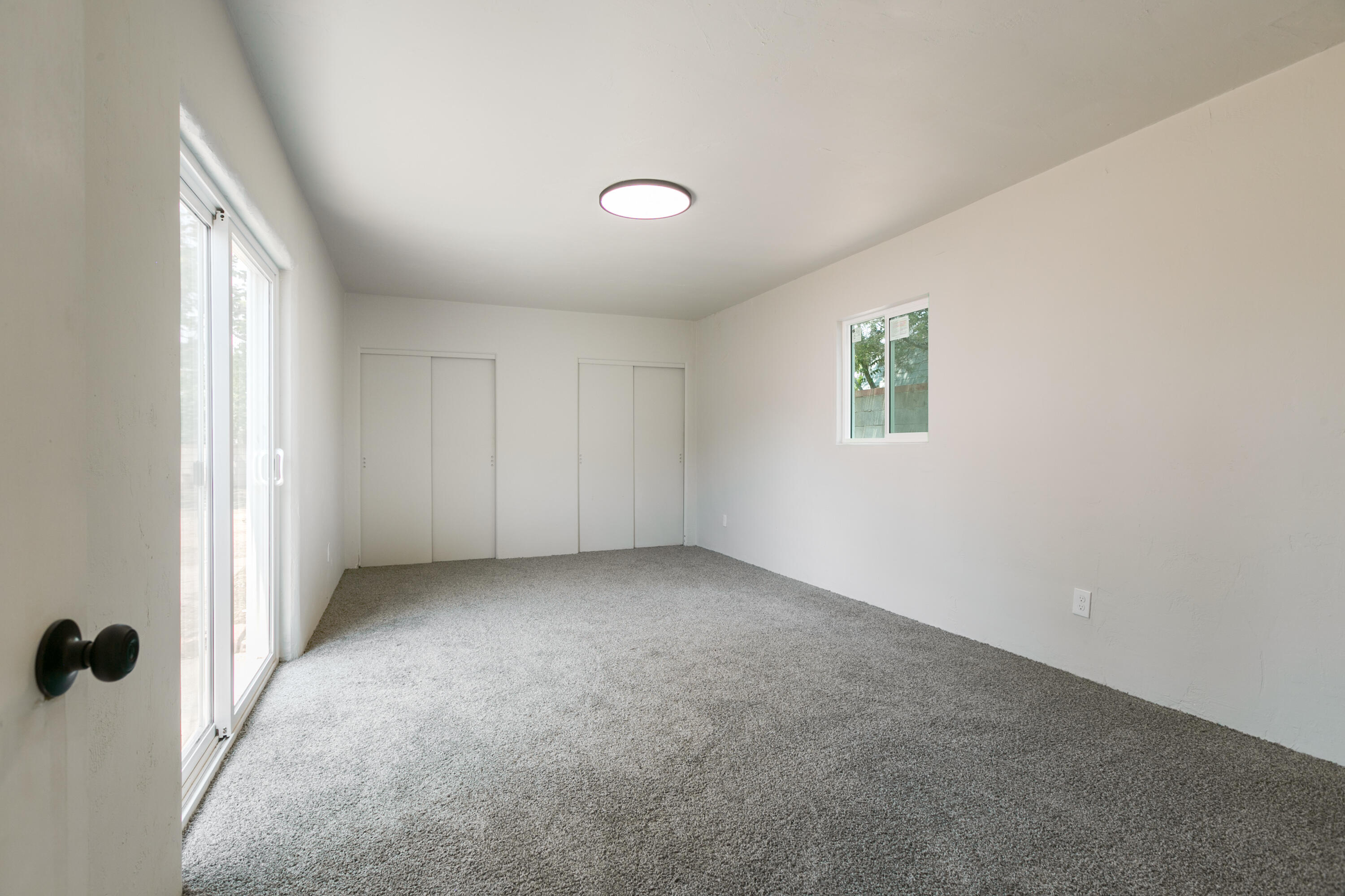 9113 FAIRBANKS Road NE