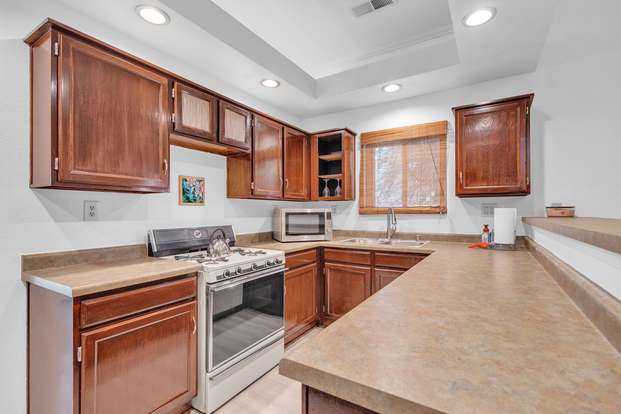 2013 LAKEWOOD Avenue NW