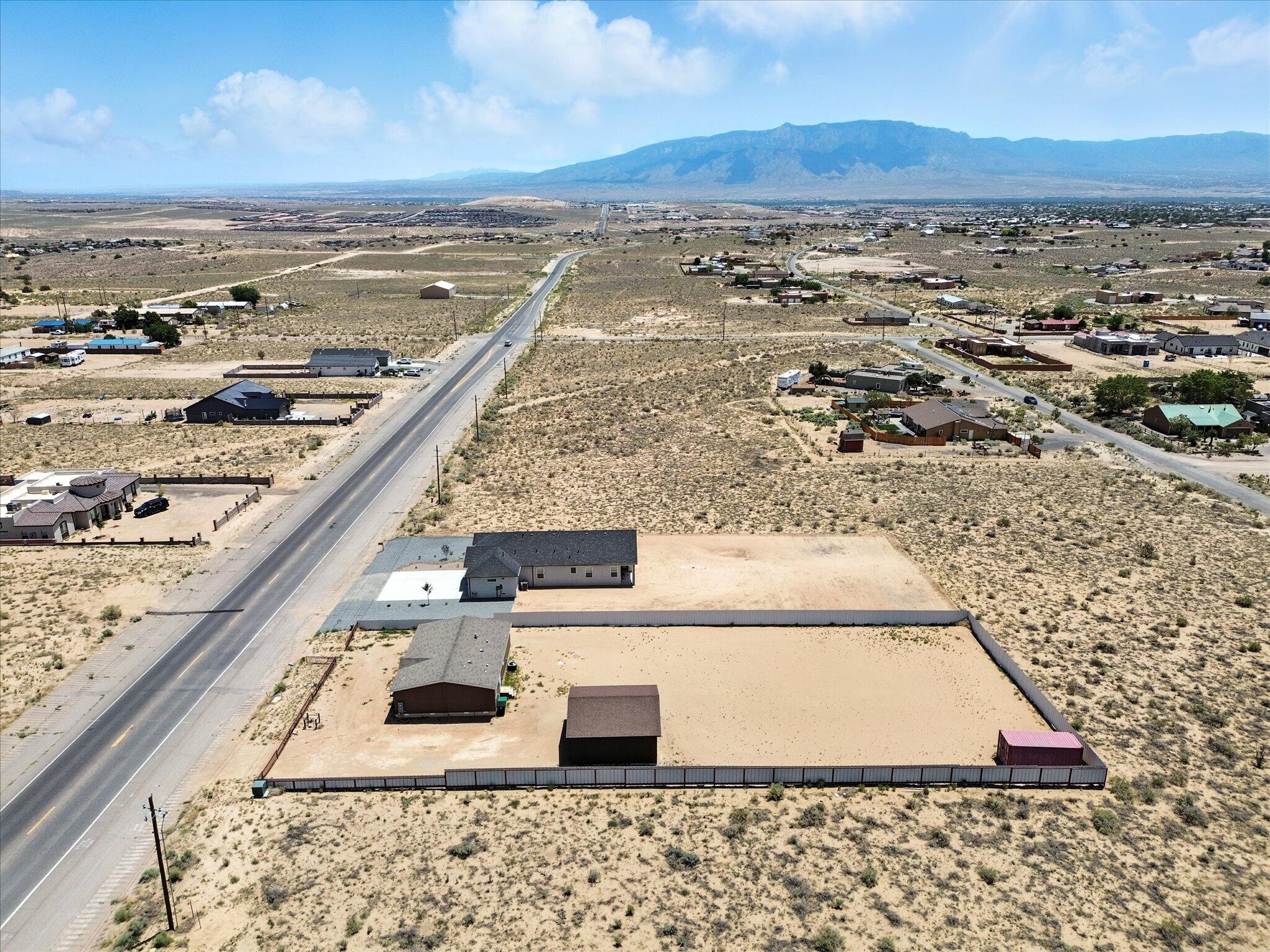 820 NORTHERN Boulevard NE