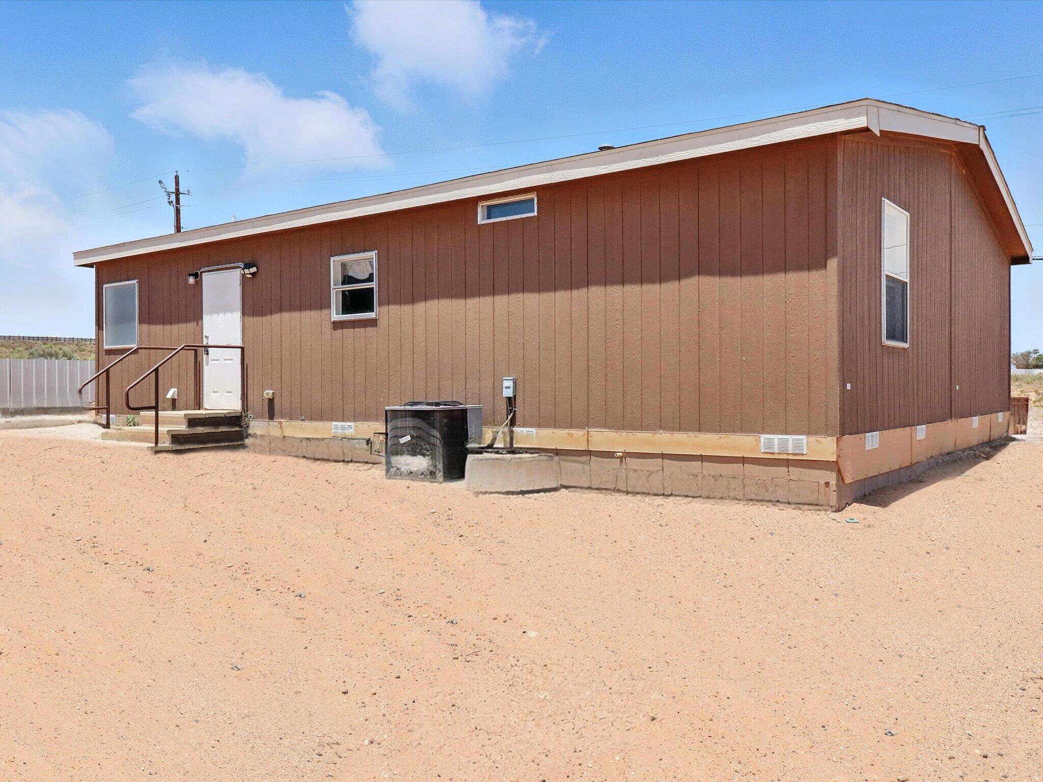 820 NORTHERN Boulevard NE