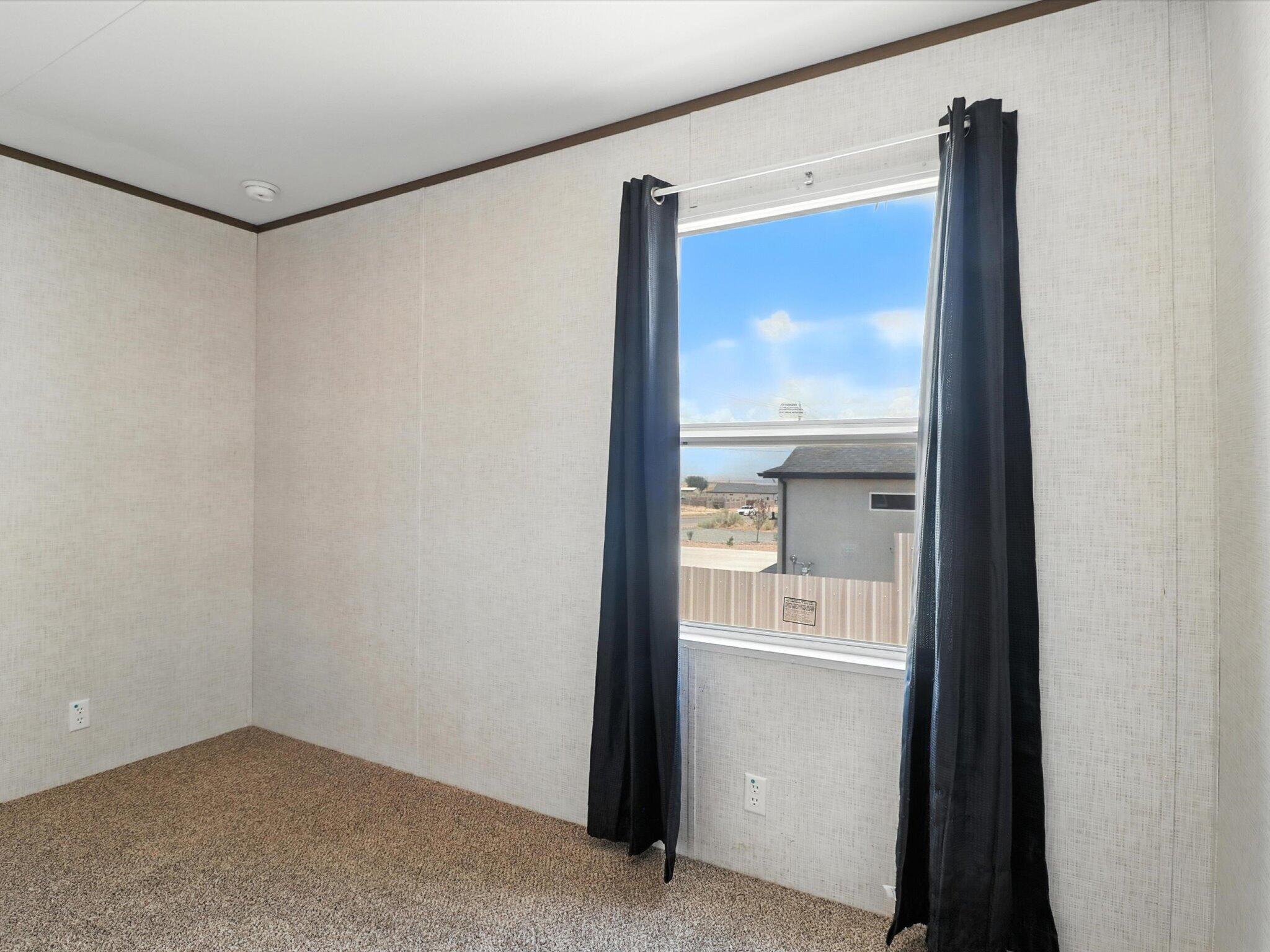 820 NORTHERN Boulevard NE