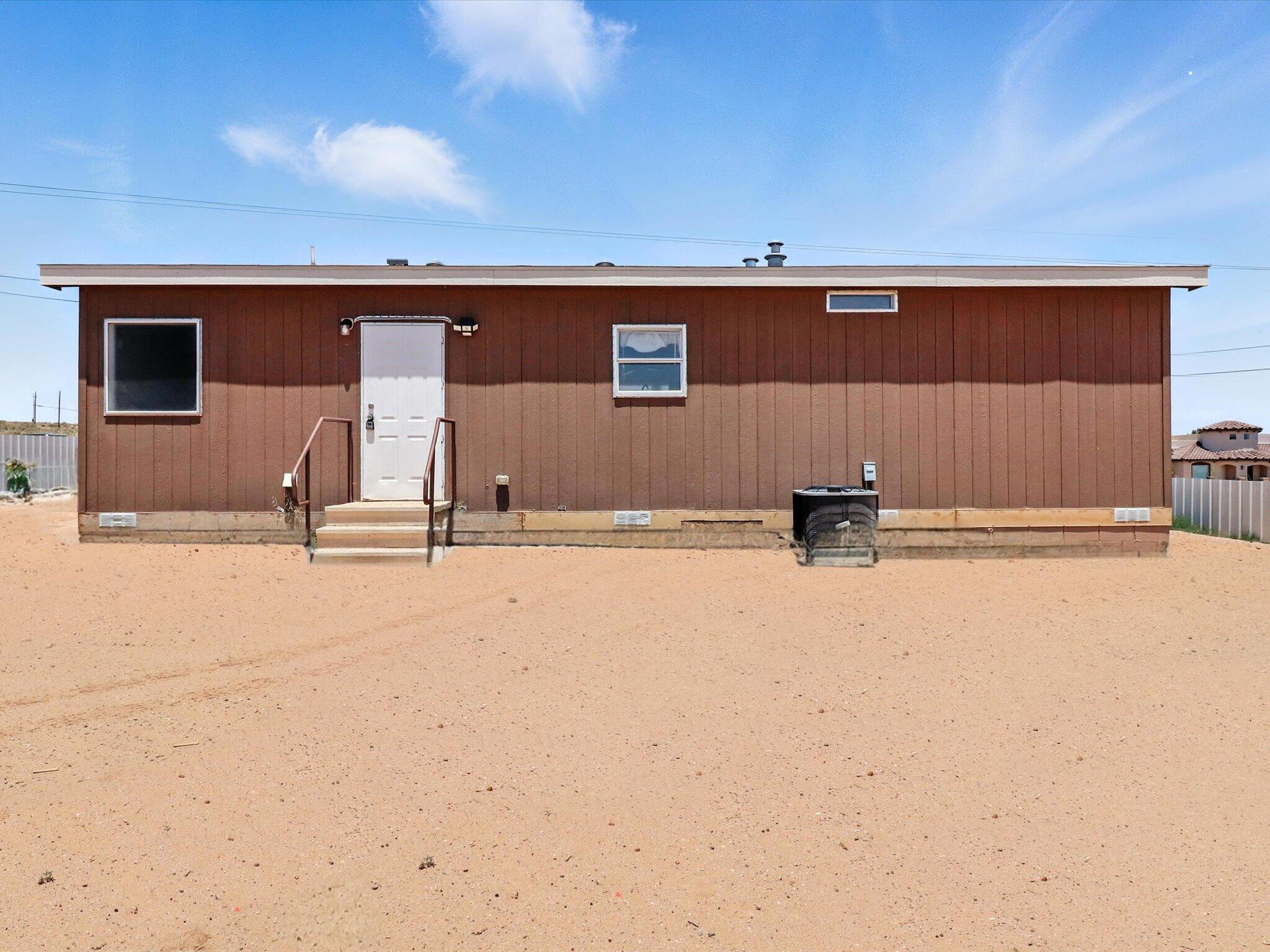 820 NORTHERN Boulevard NE