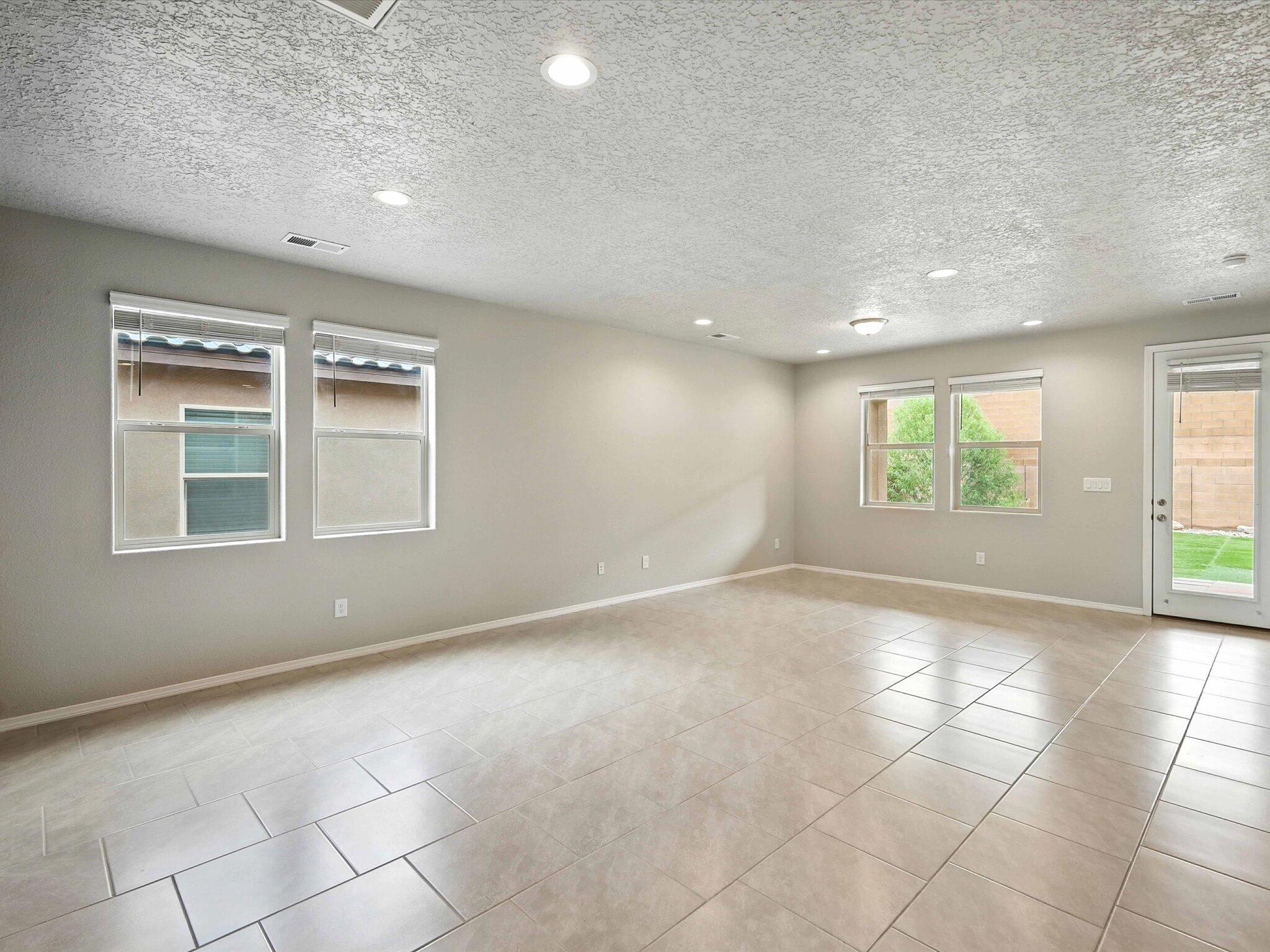 2008 DUKE CITY Street SE