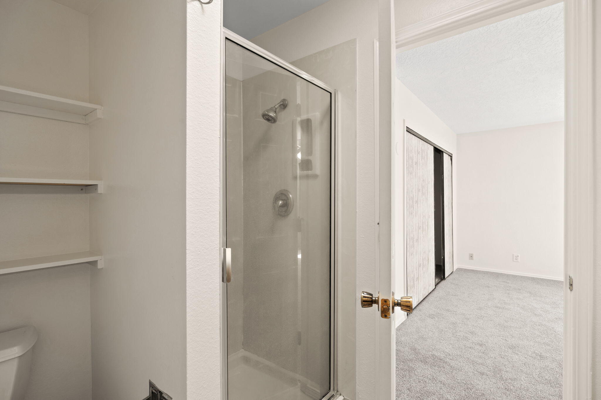 8914 Chambers Place NE