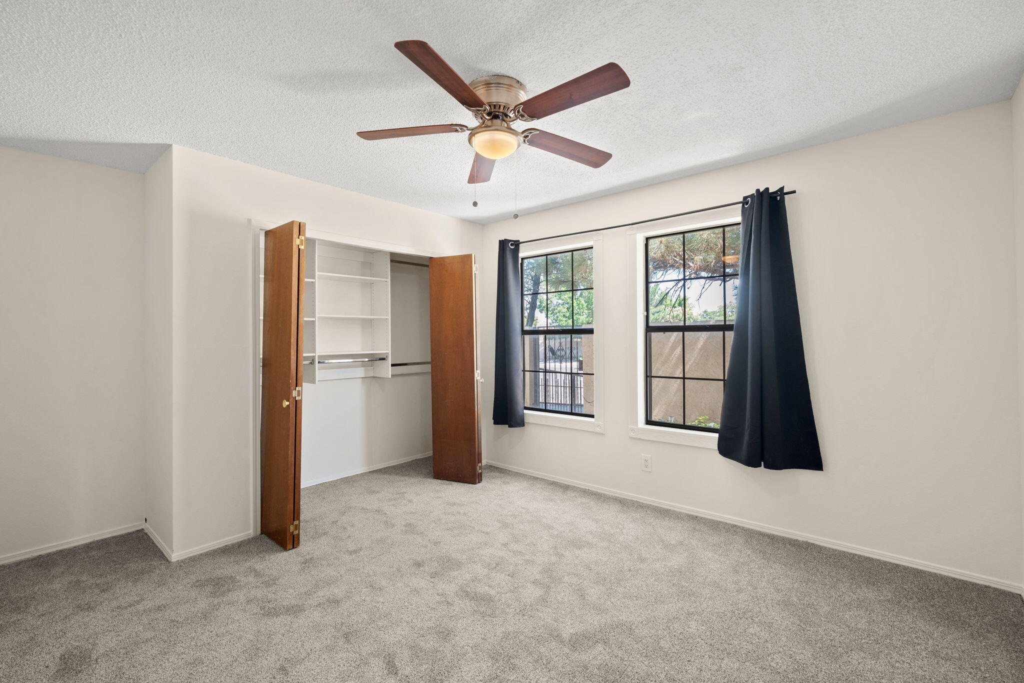 8914 Chambers Place NE