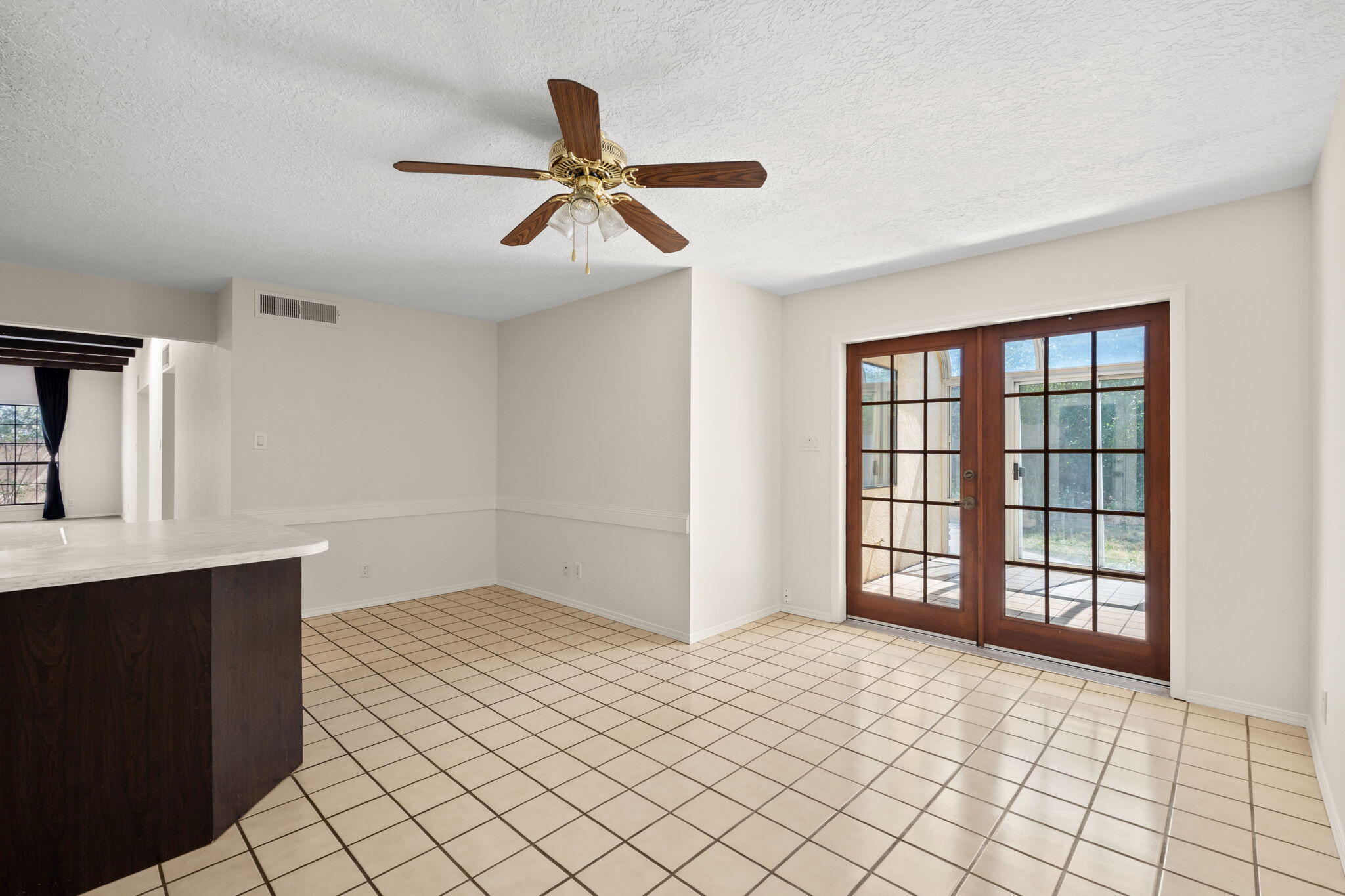 8914 Chambers Place NE