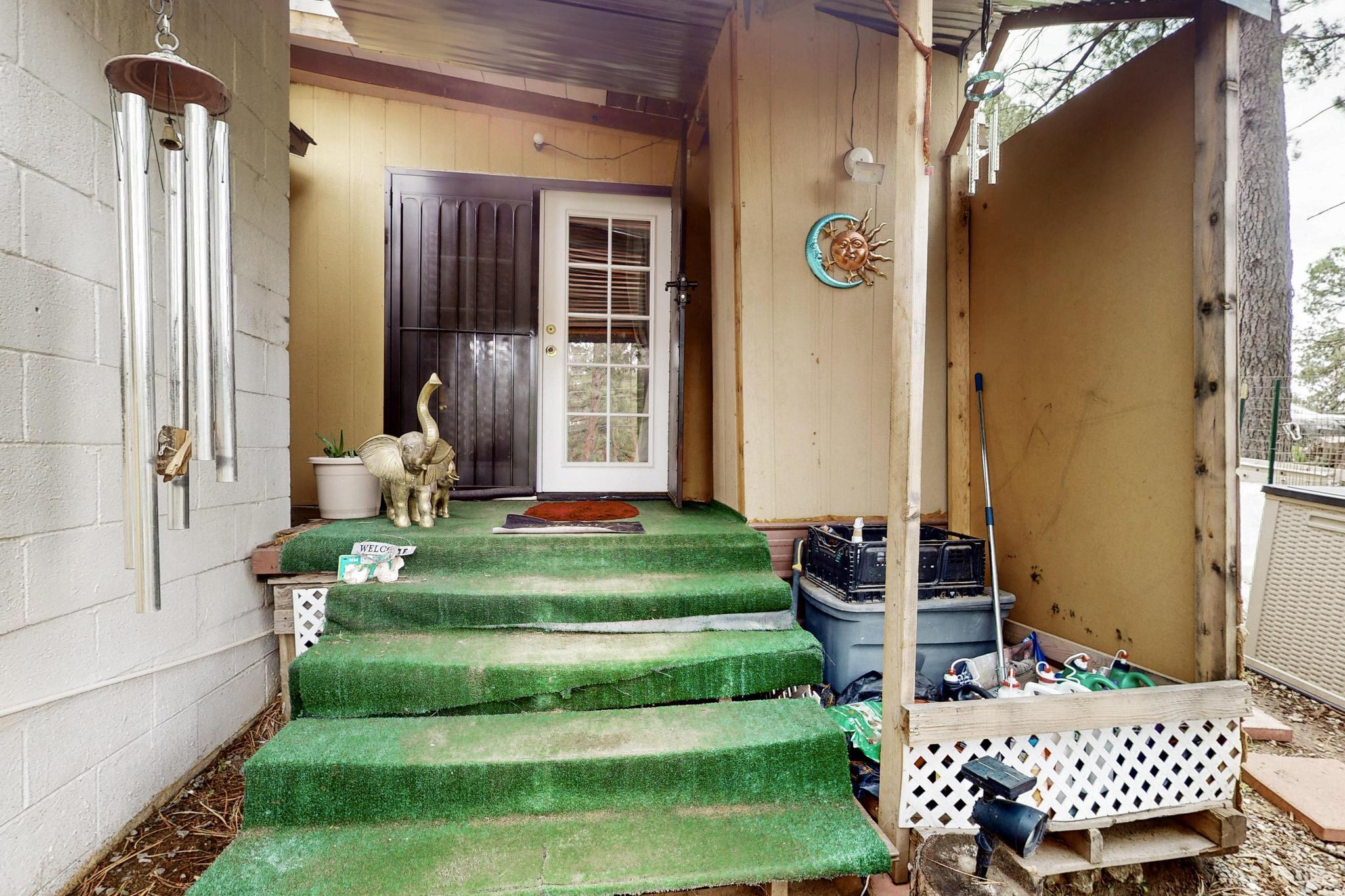 215 GROVE Drive