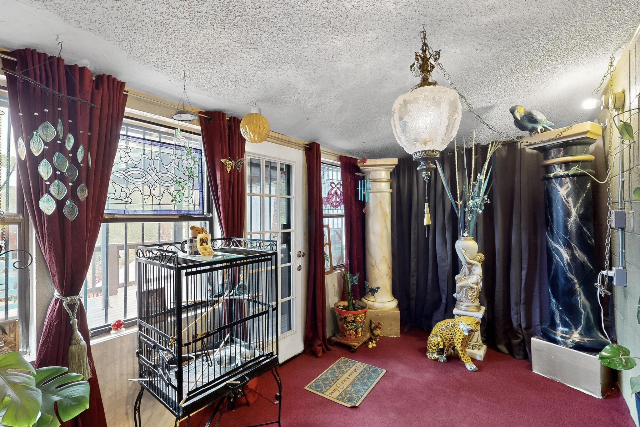 215 GROVE Drive