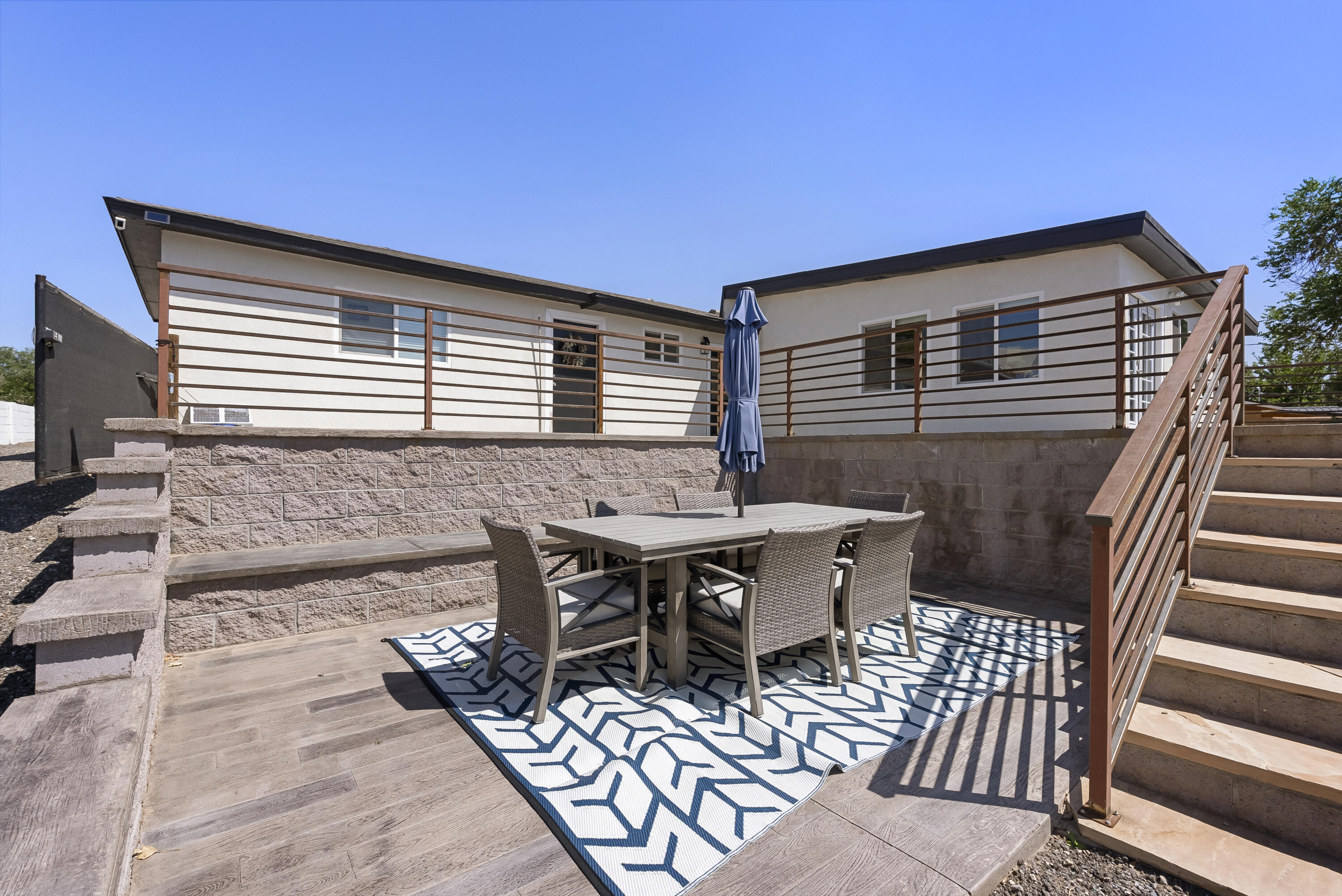 10608 CALLE DE ELENA