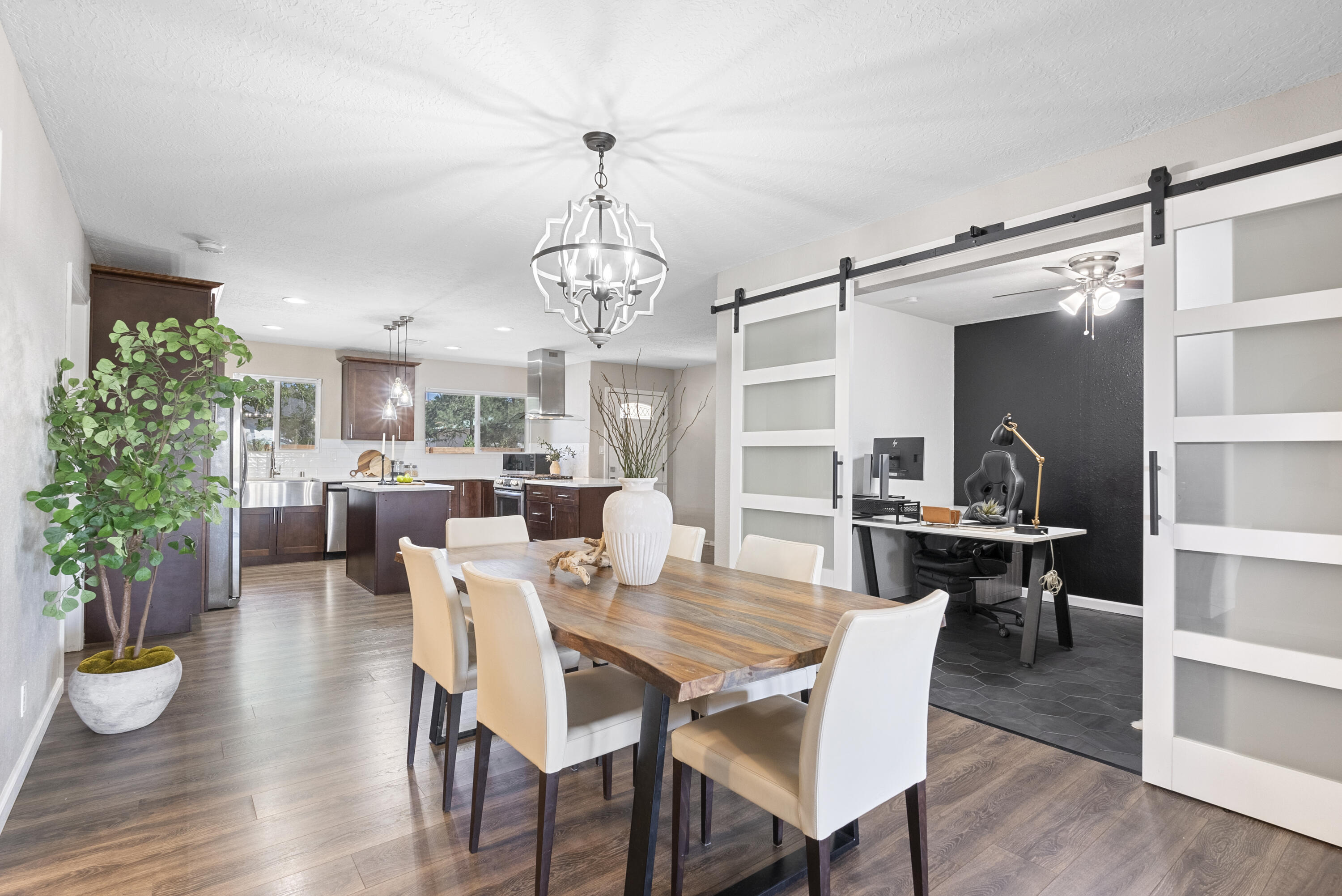 10608 CALLE DE ELENA