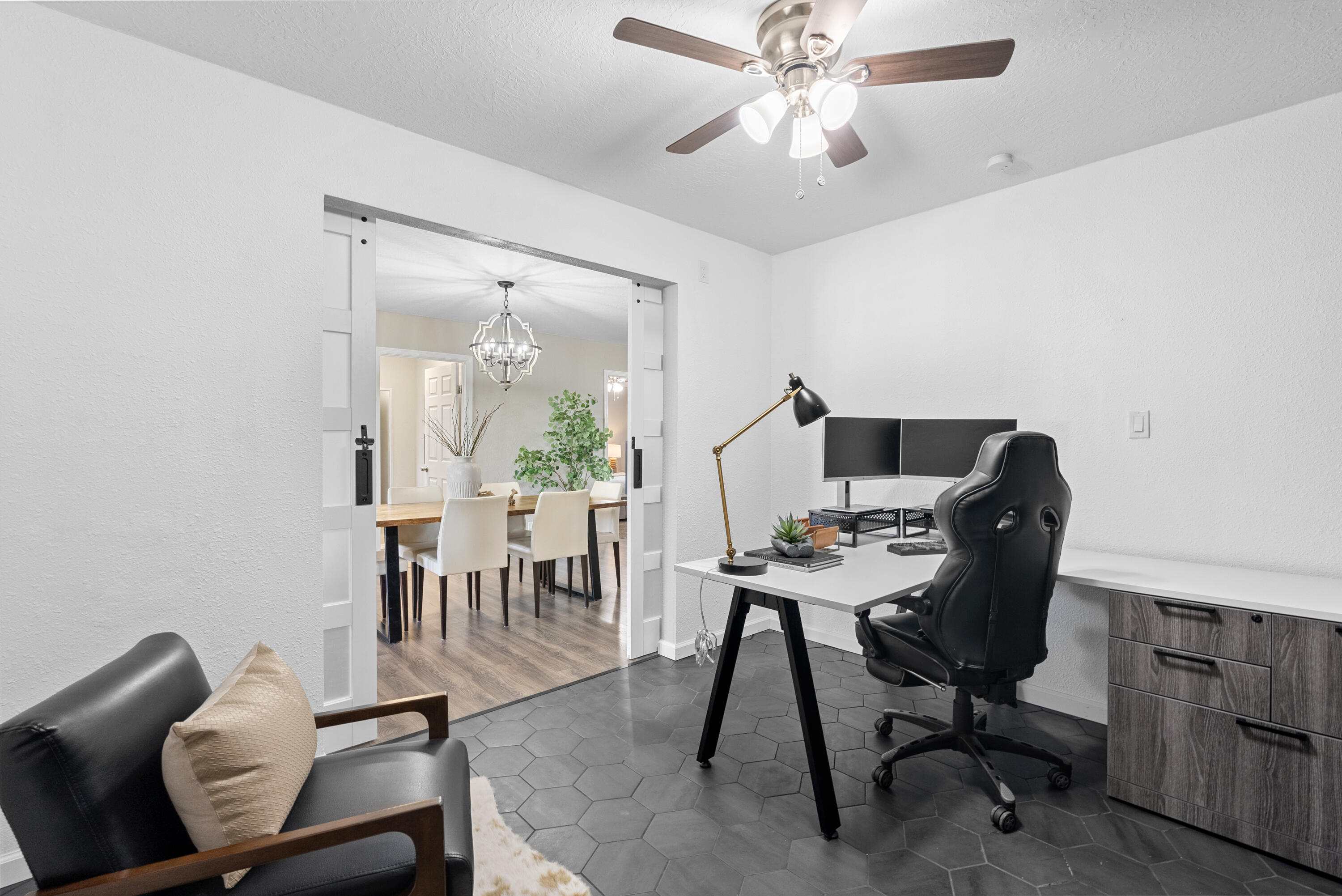 10608 CALLE DE ELENA